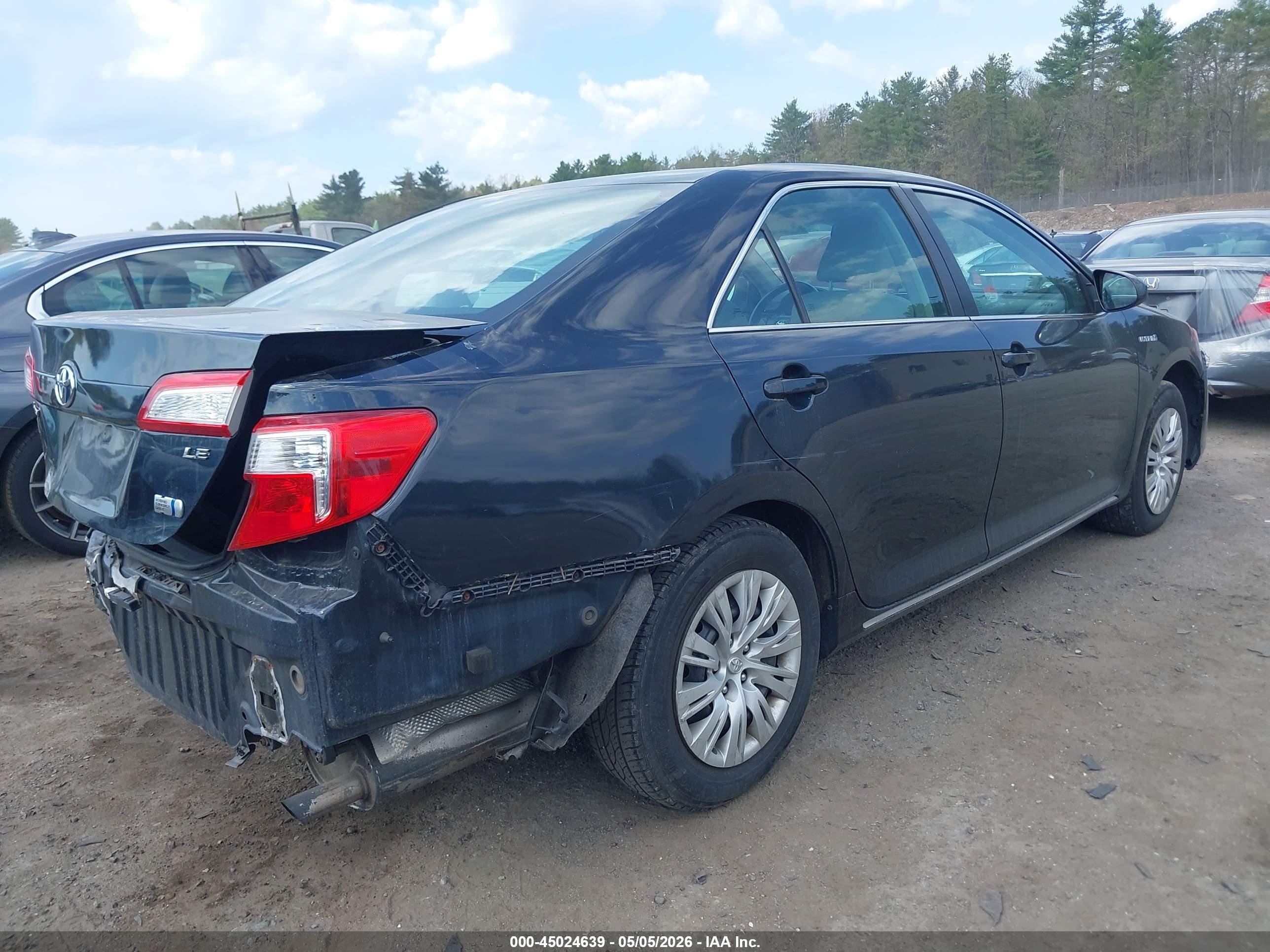 TOYOTA CAMRY image 4