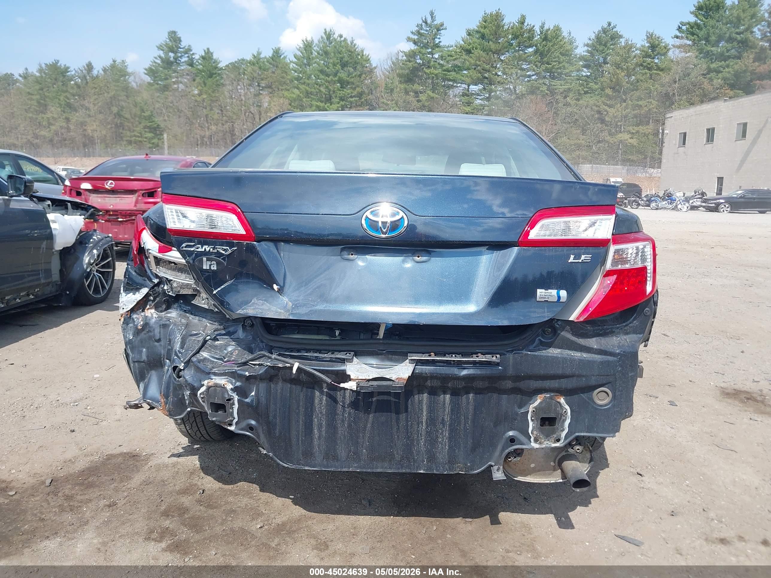 TOYOTA CAMRY image 6
