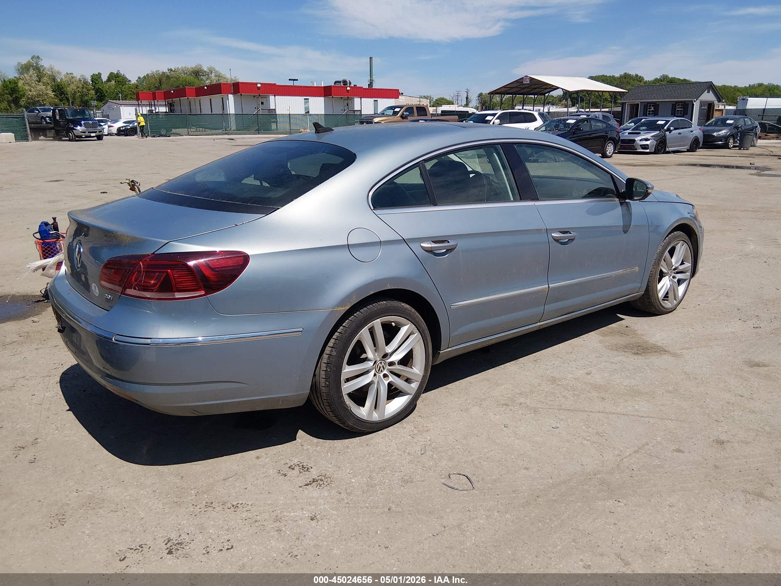 VOLKSWAGEN CC image 4