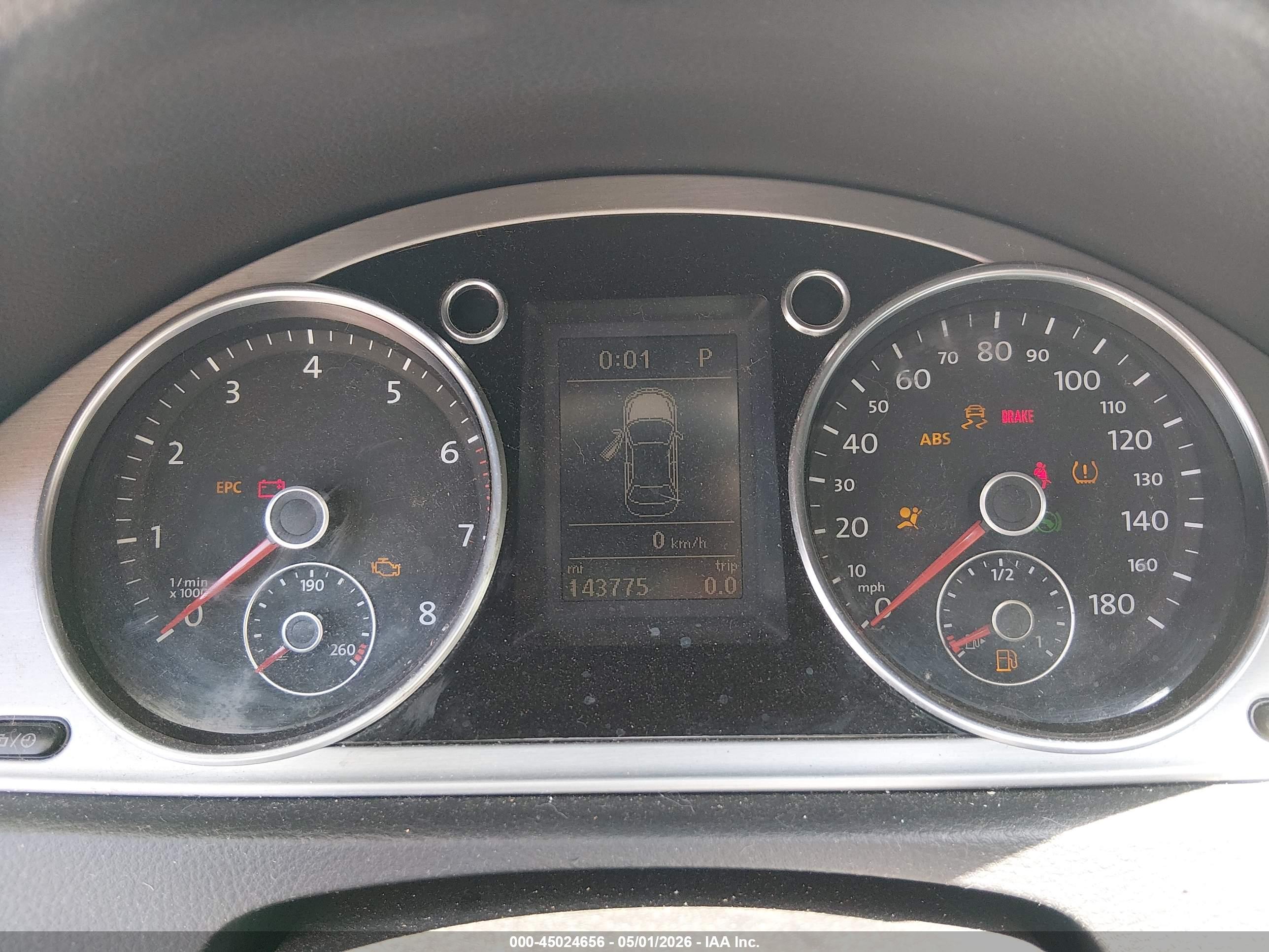 VOLKSWAGEN CC image 7