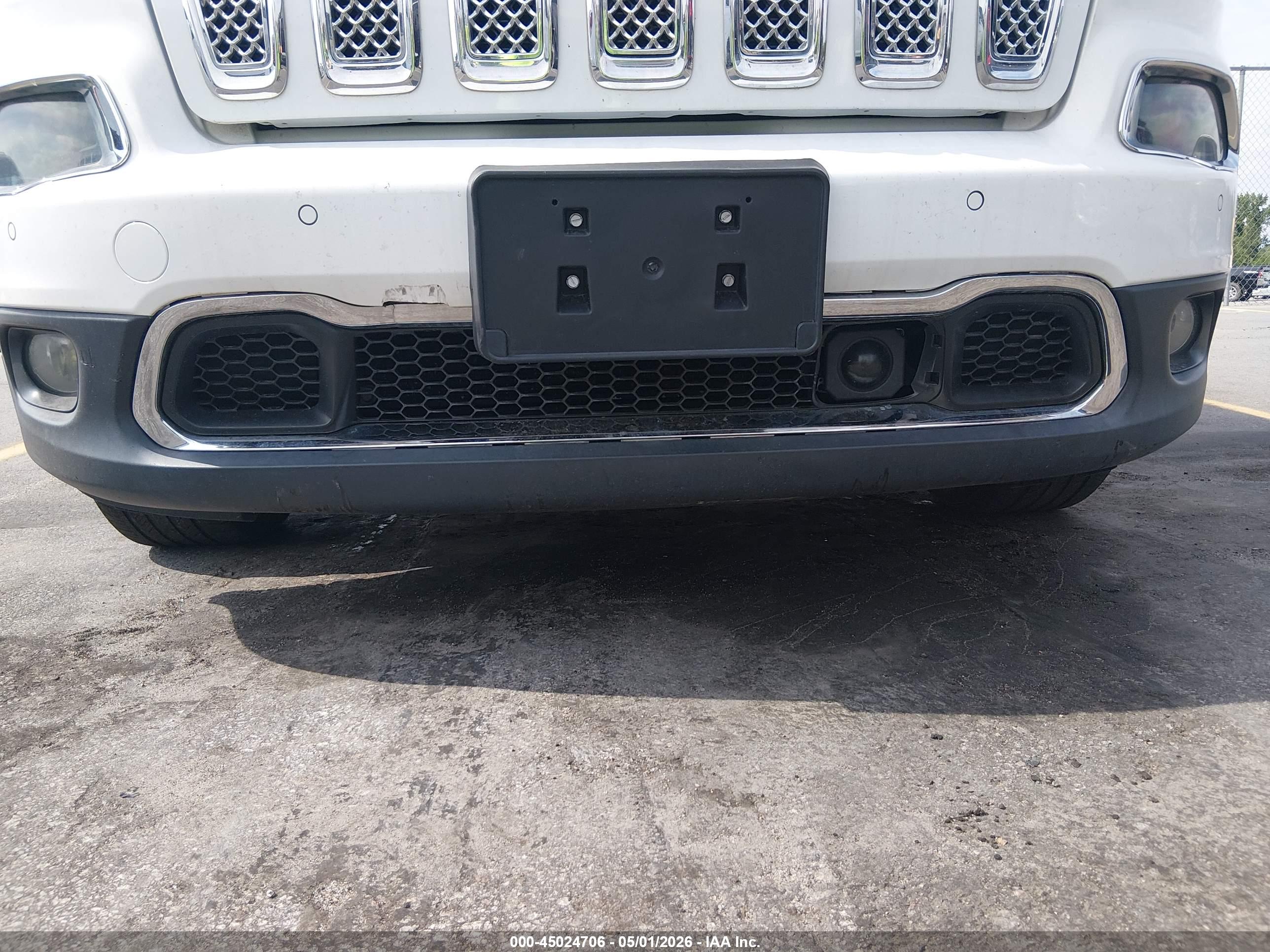 JEEP CHEROKEE image 6
