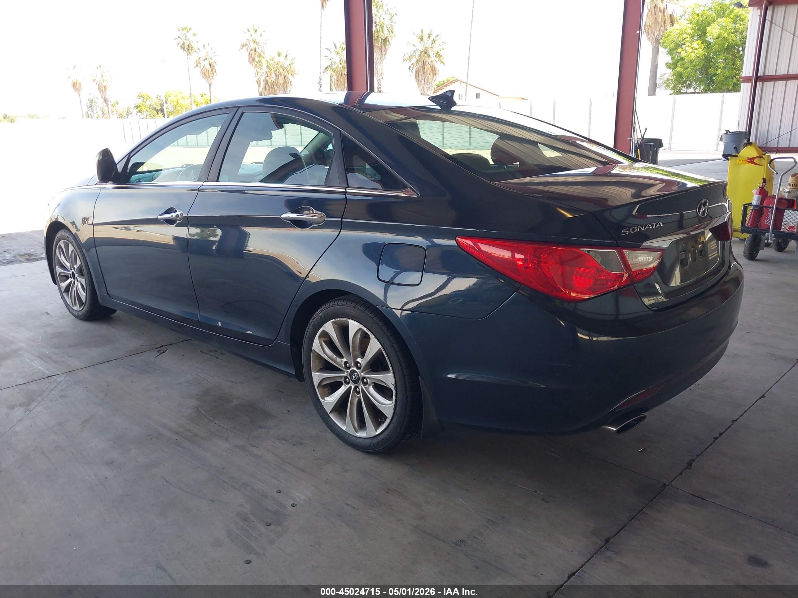 HYUNDAI SONATA image 3