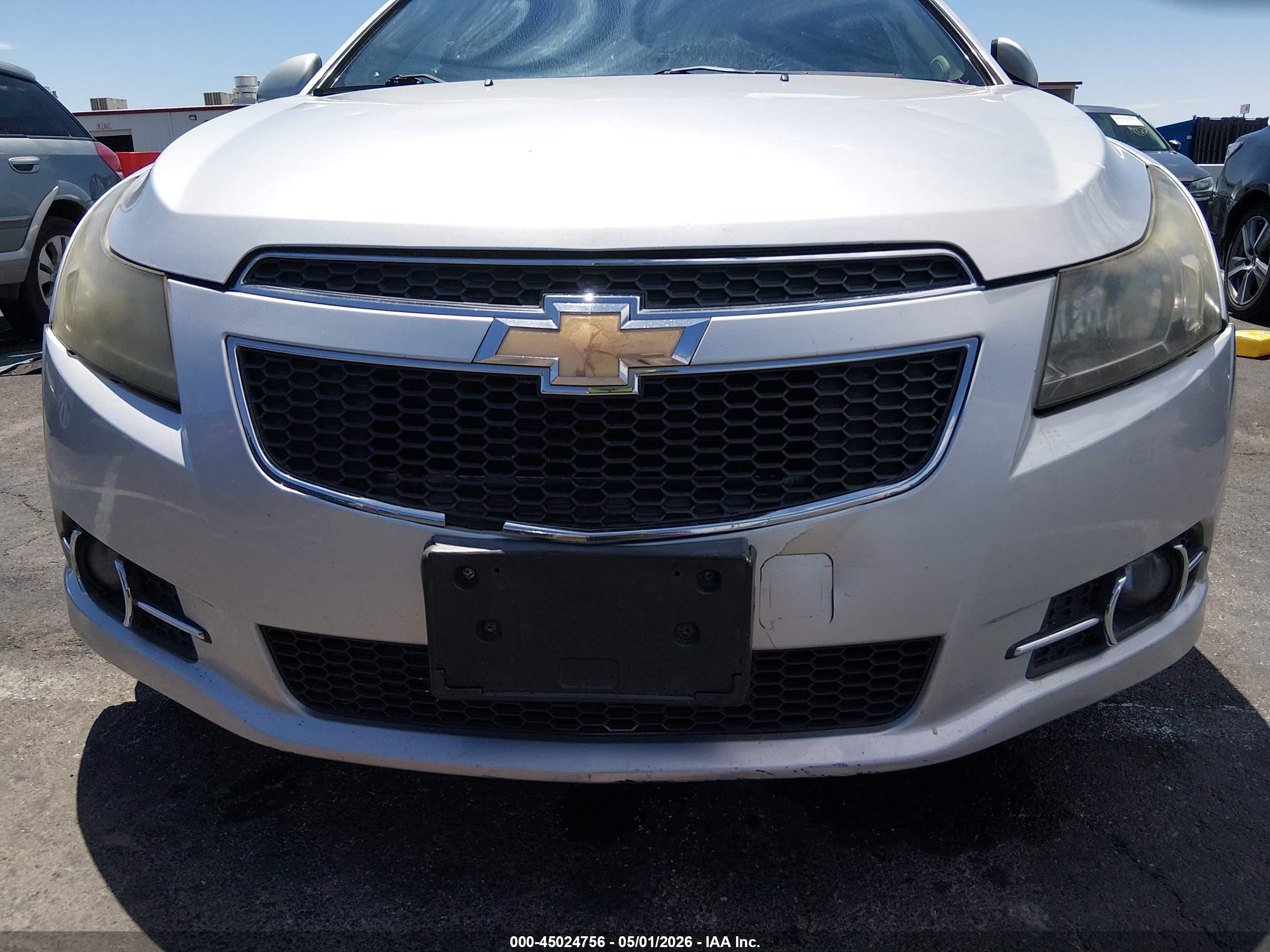 CHEVROLET CRUZE image 6