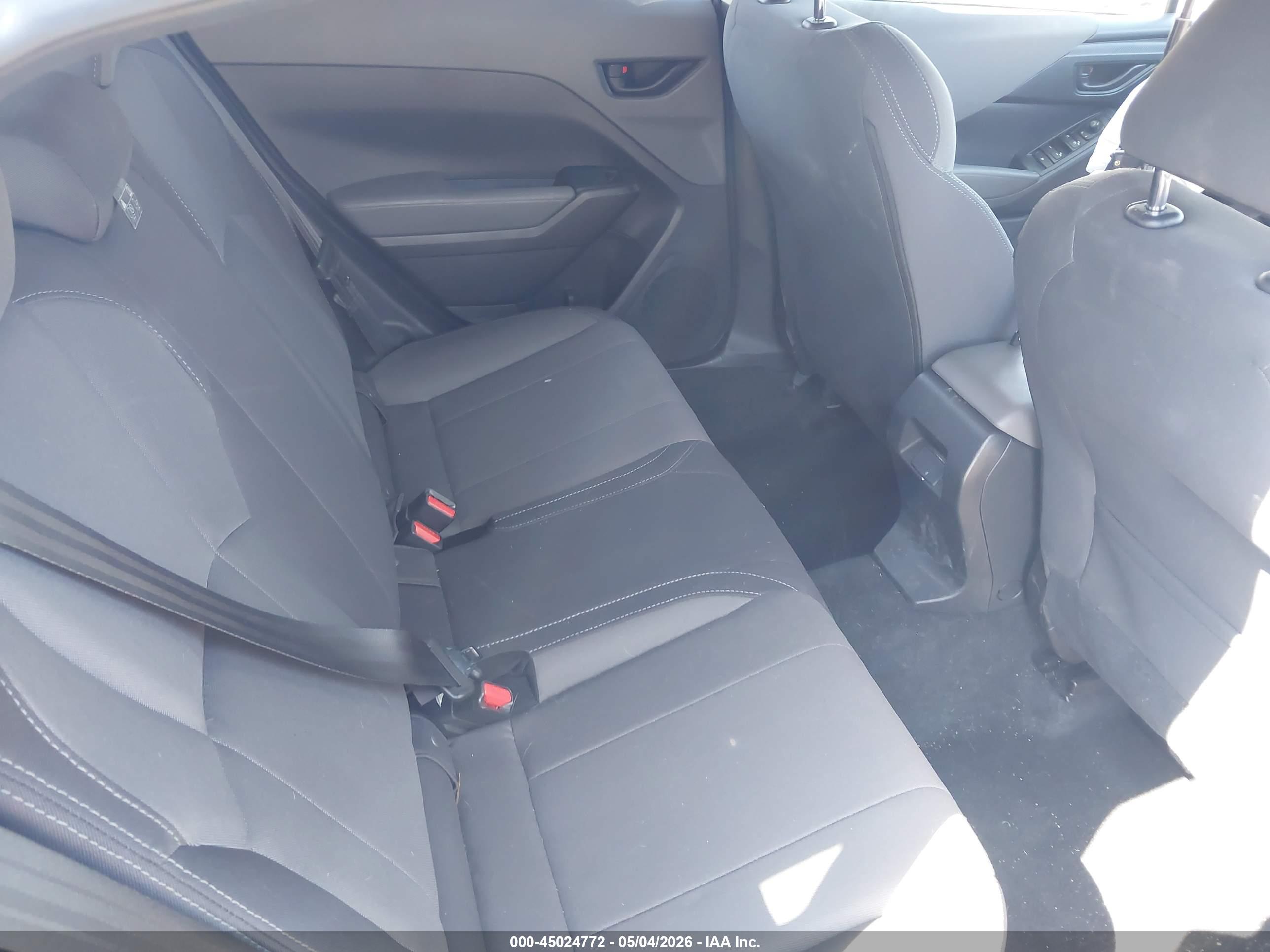 SUBARU CROSSTREK image 8