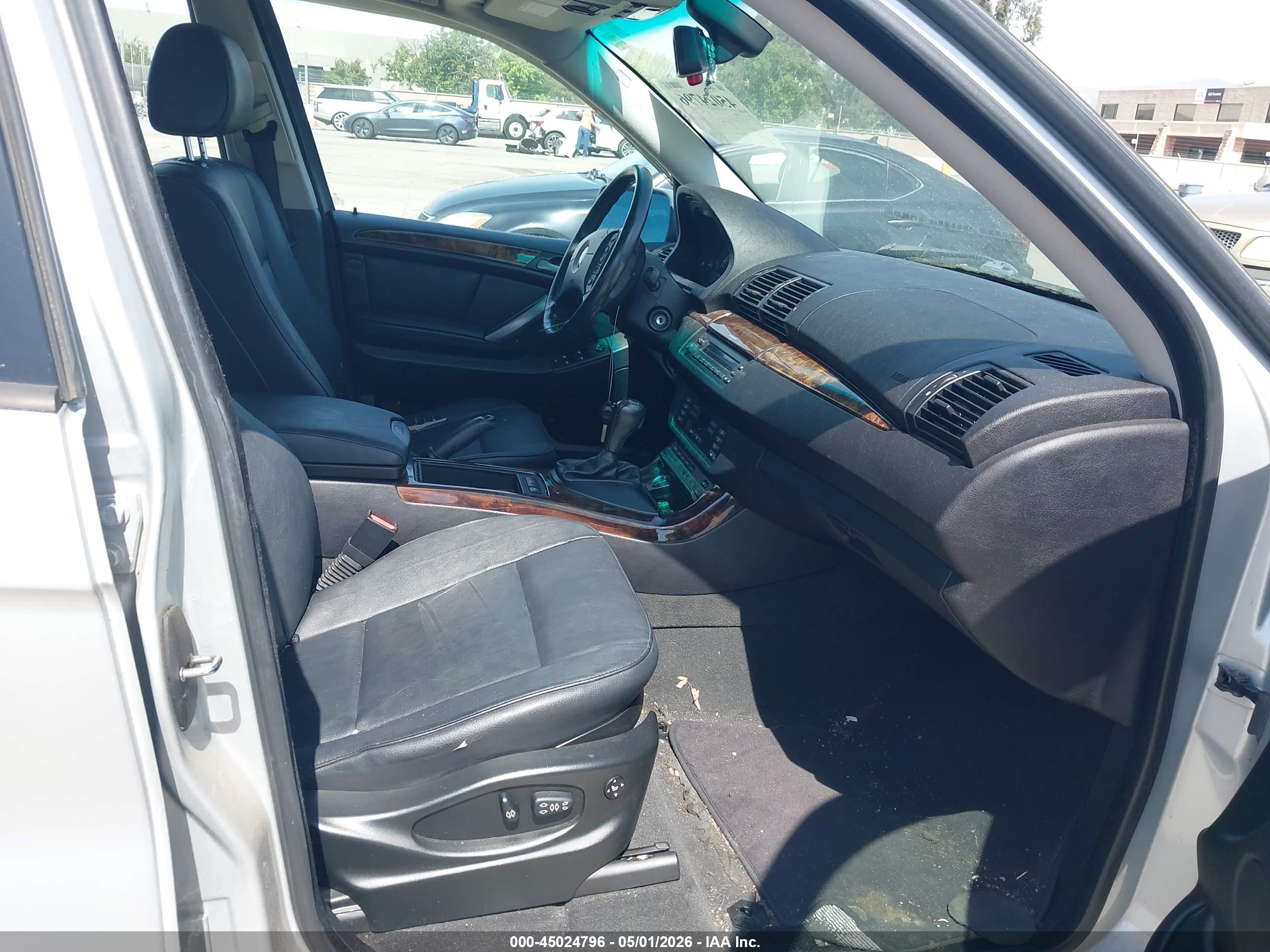 BMW X5 image 5
