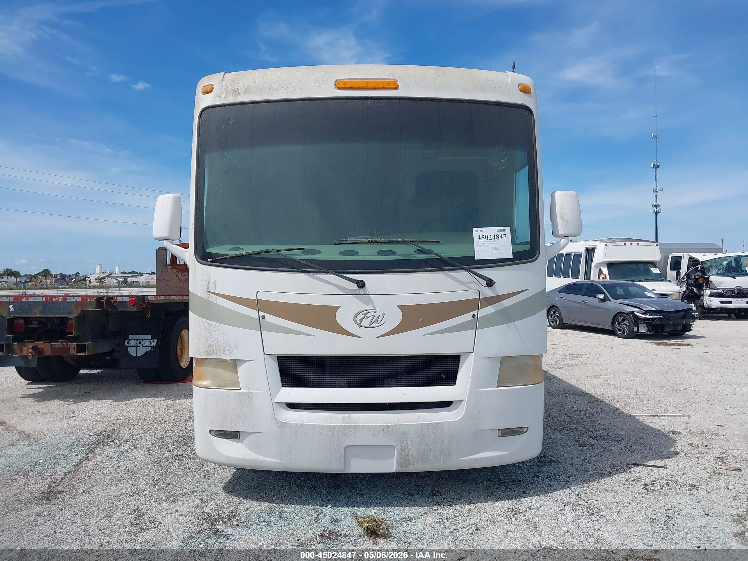 FORD F550 image 6