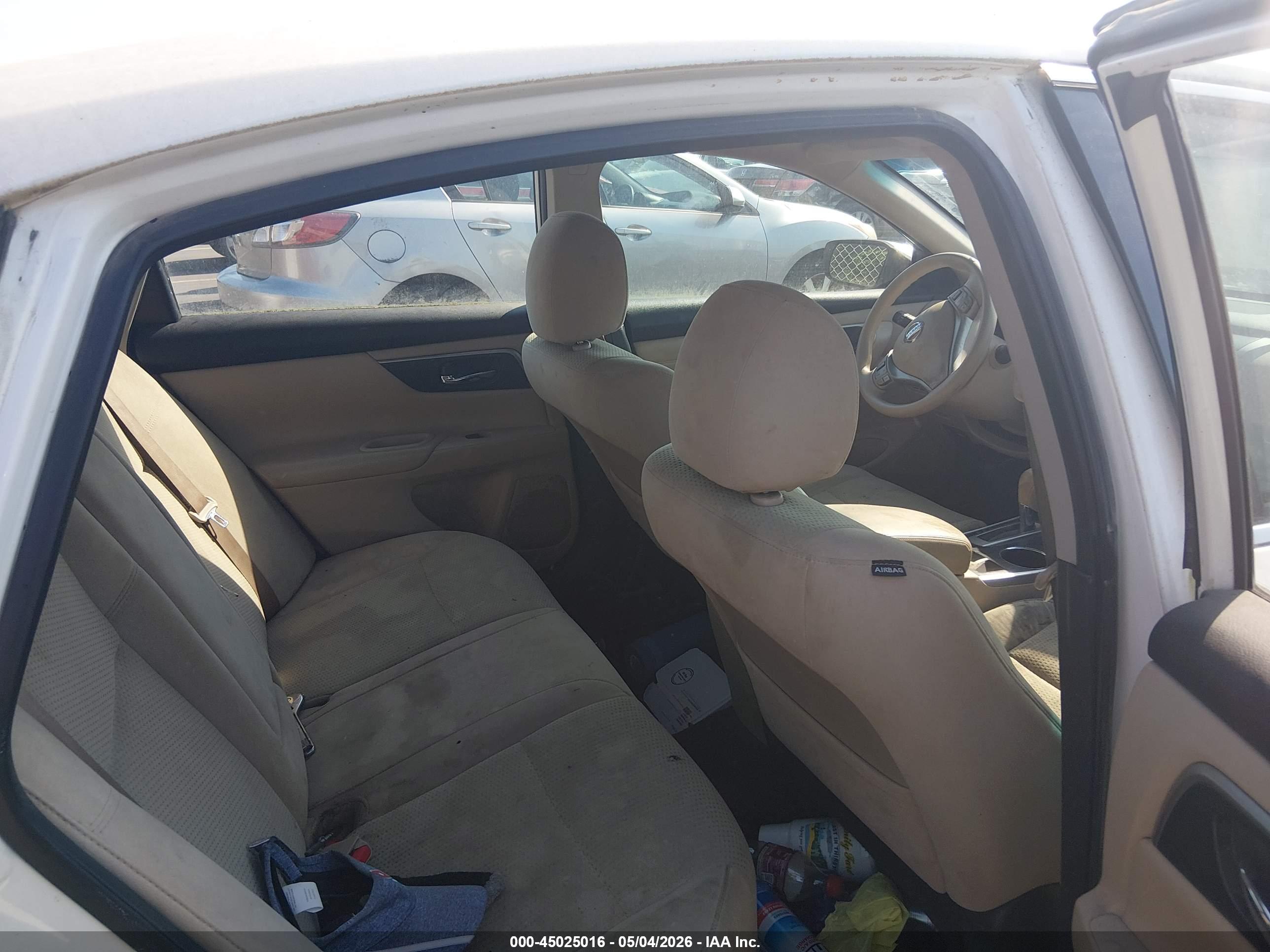 NISSAN ALTIMA image 8