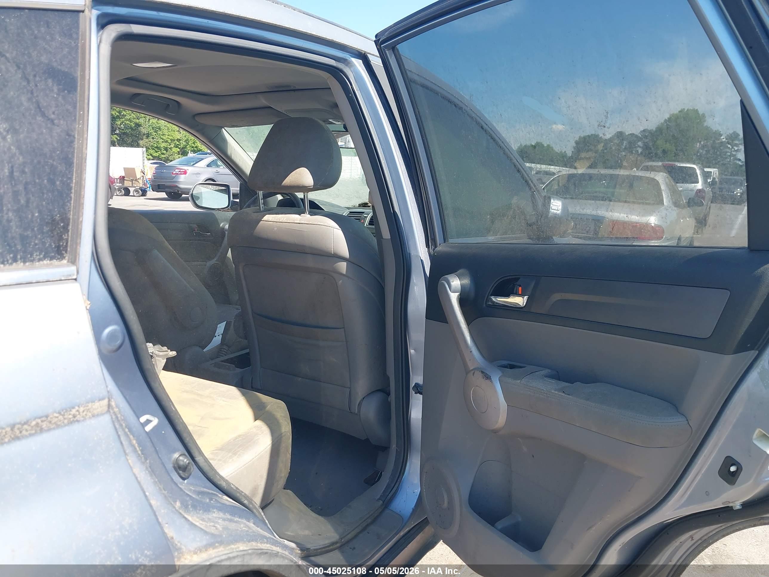 HONDA CR-V image 8
