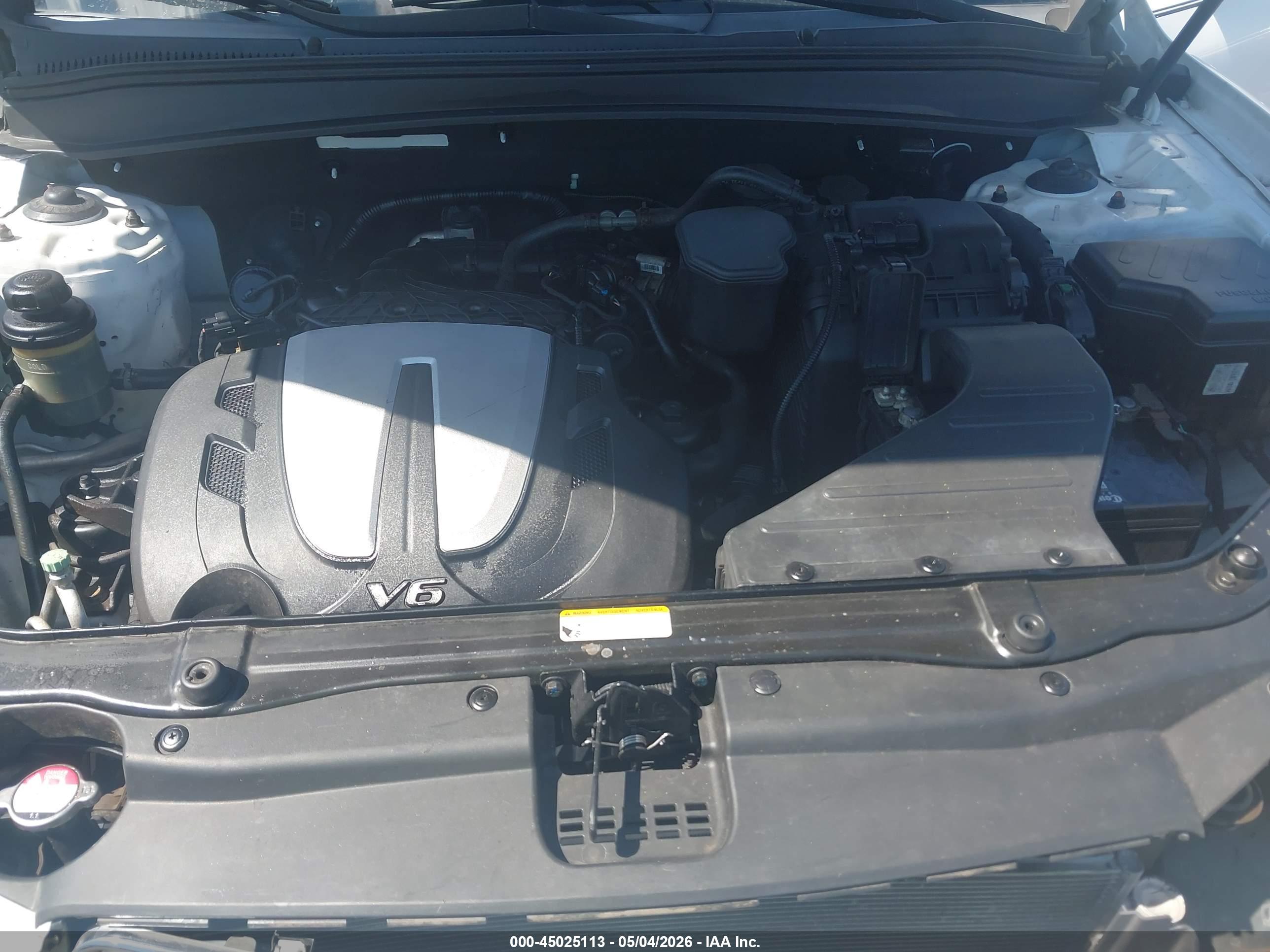 HYUNDAI SANTA image 10