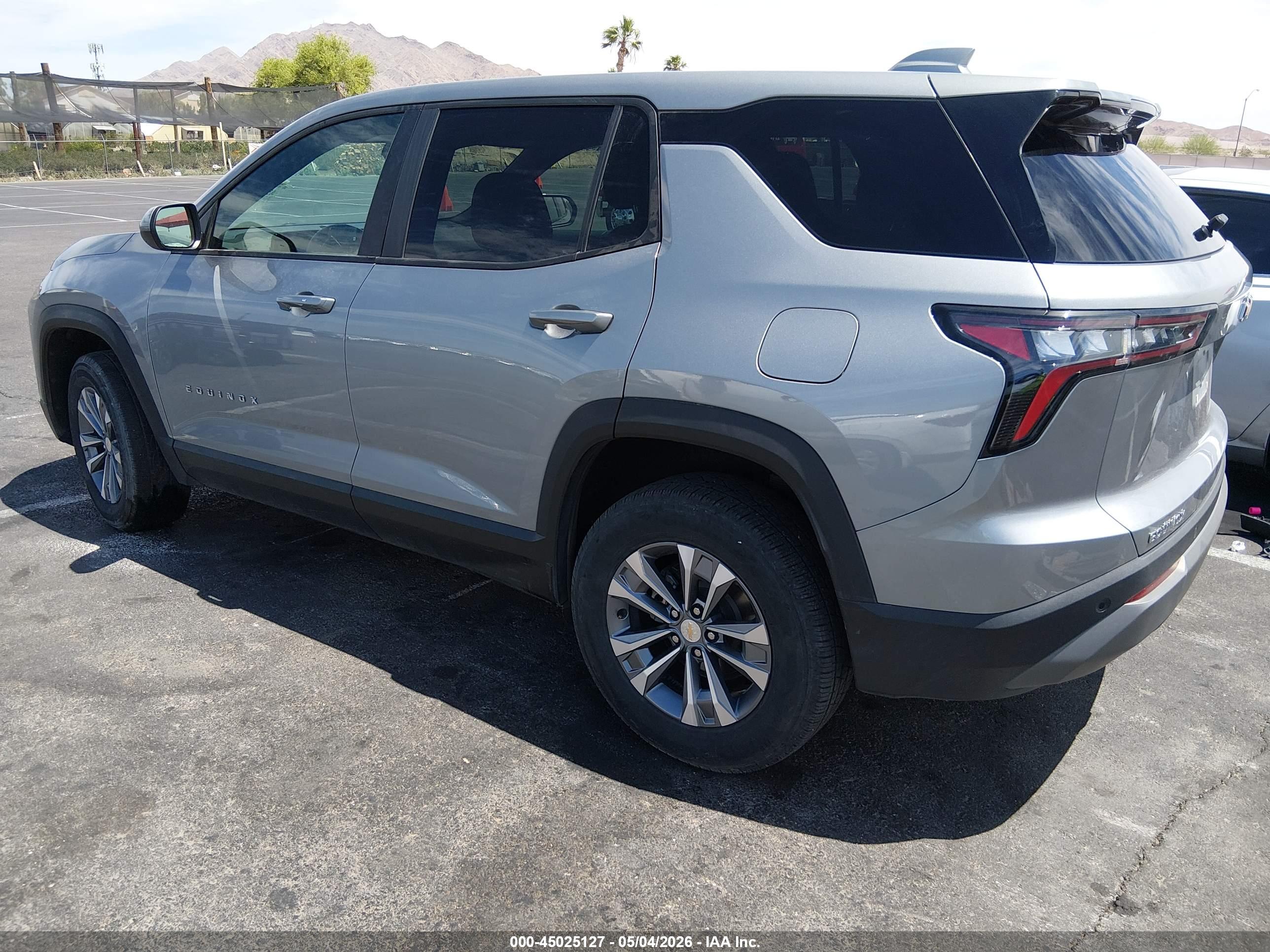 CHEVROLET EQUINOX image 3