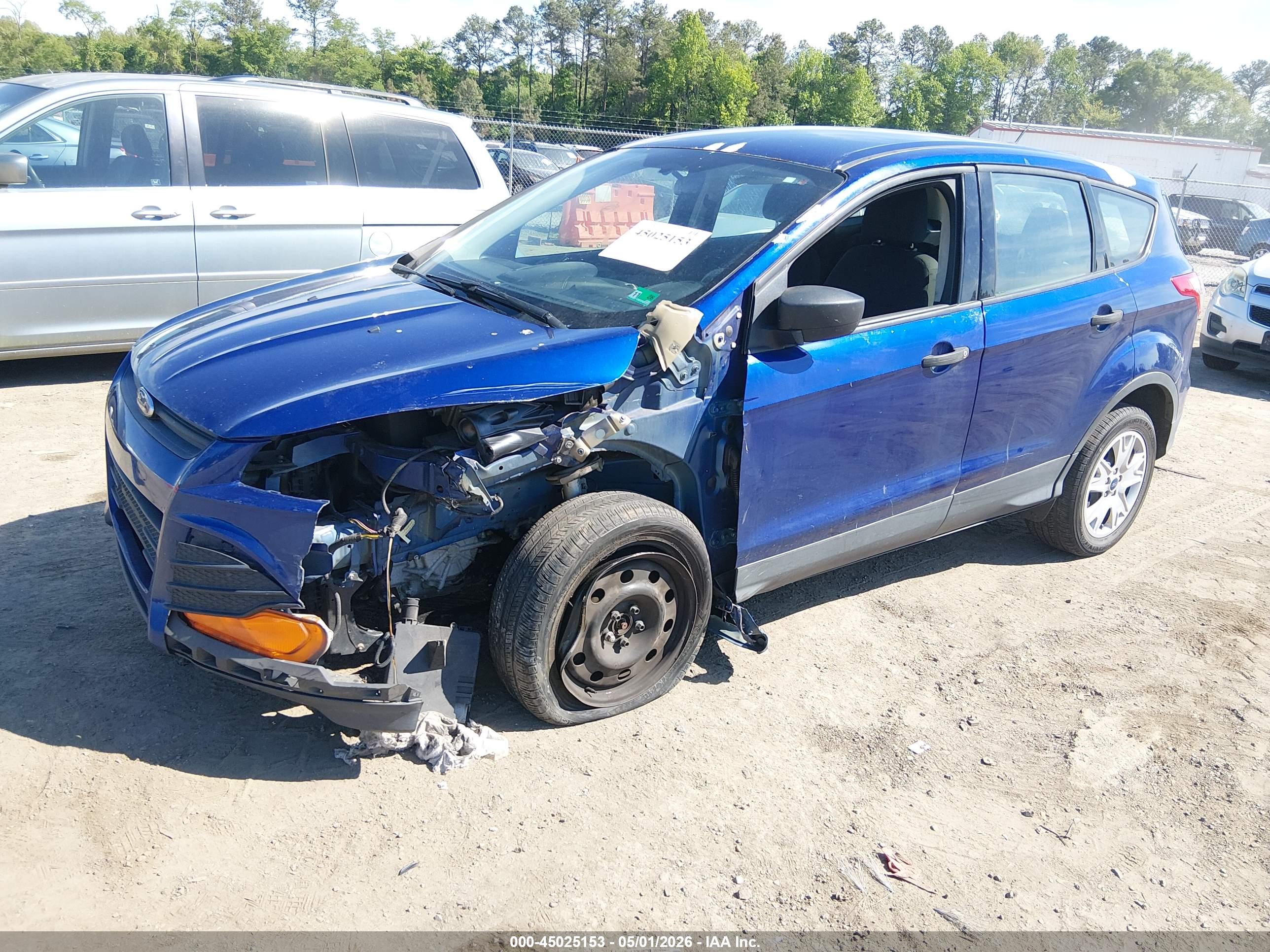 FORD ESCAPE image 2