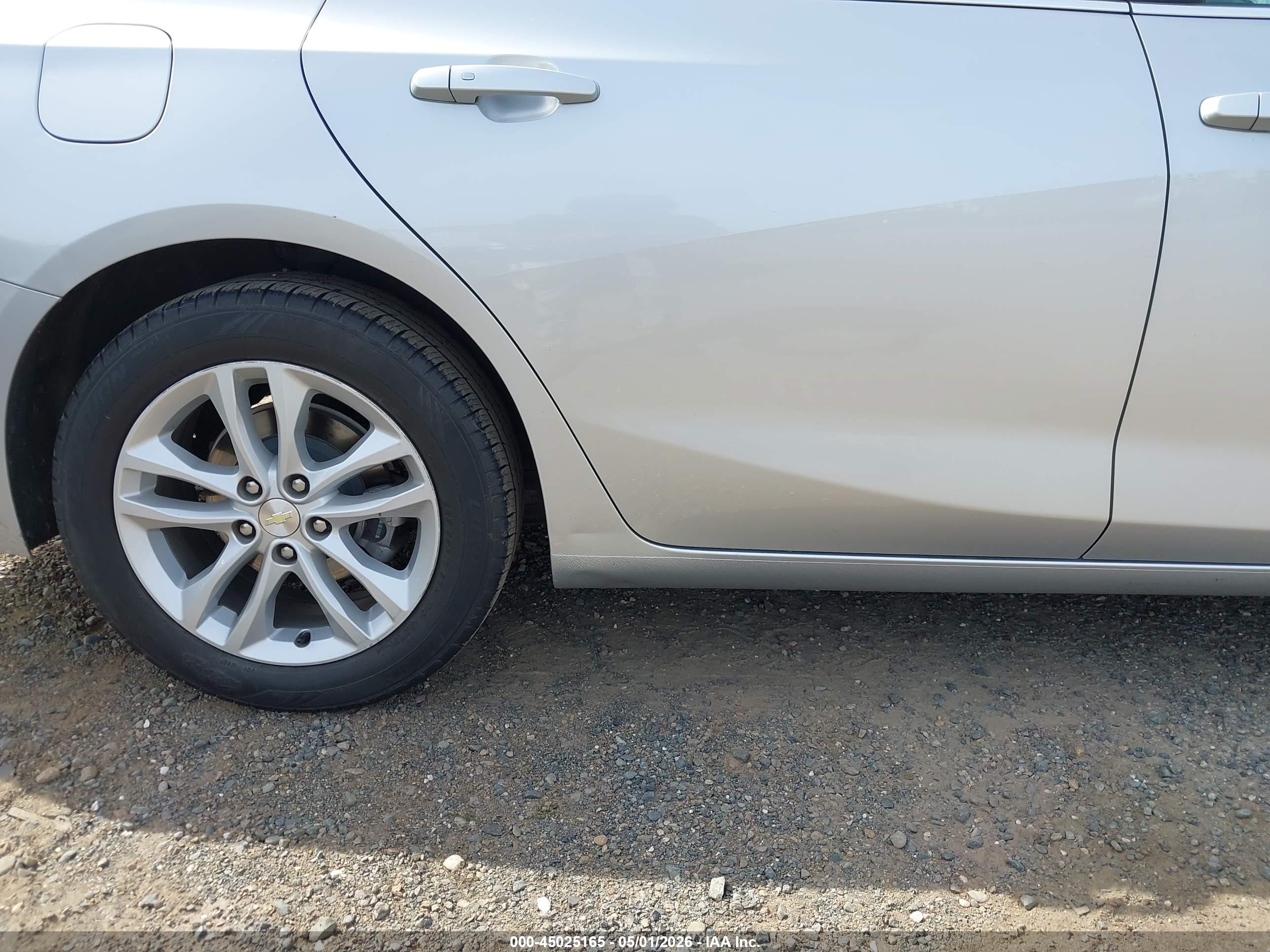 CHEVROLET MALIBU image 6