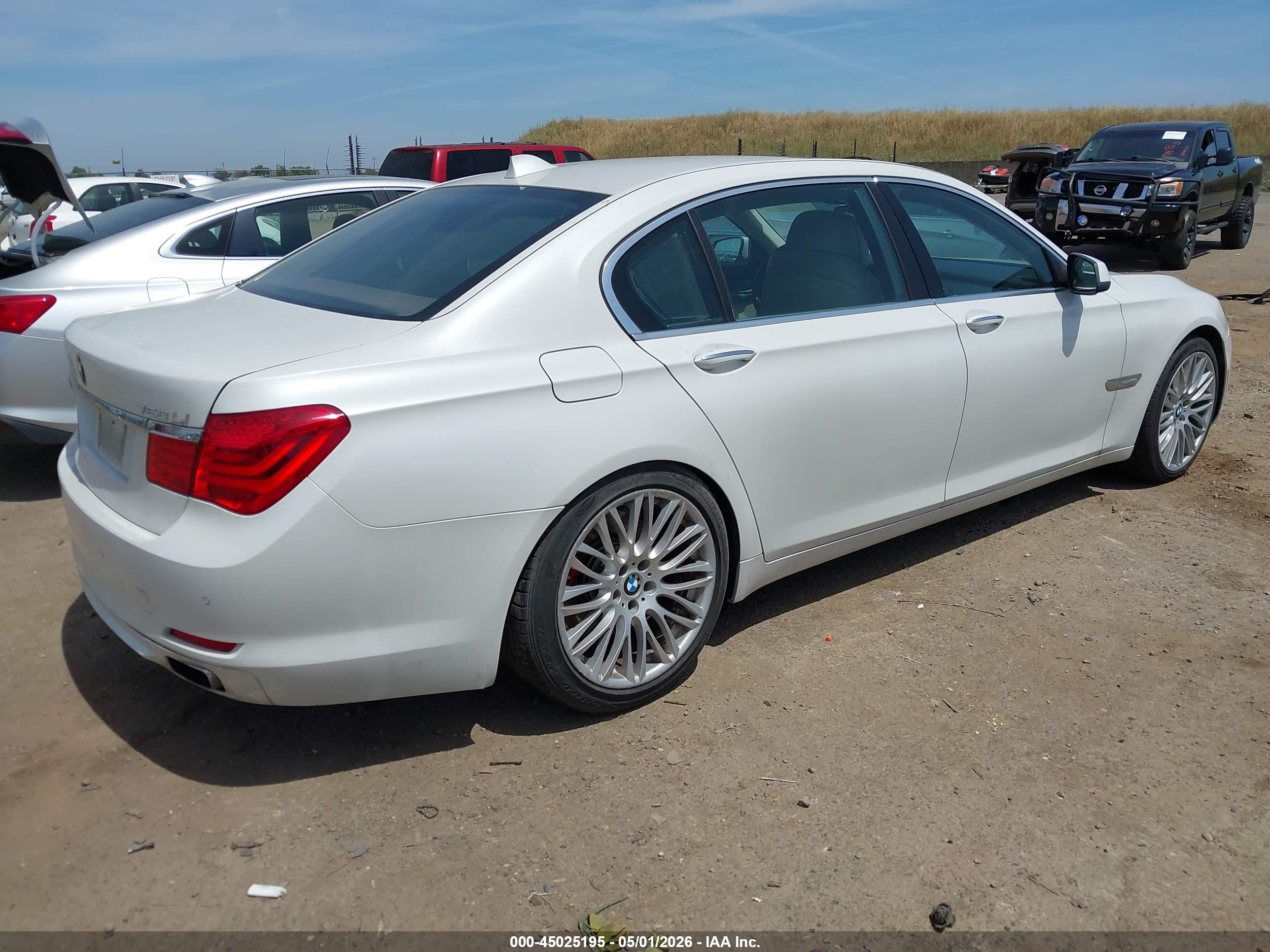 BMW 750LI image 4