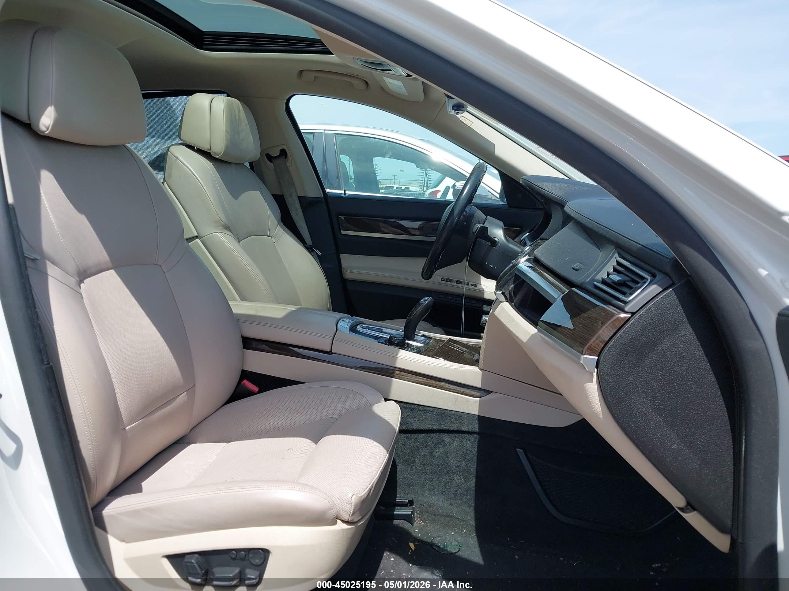 BMW 750LI image 5