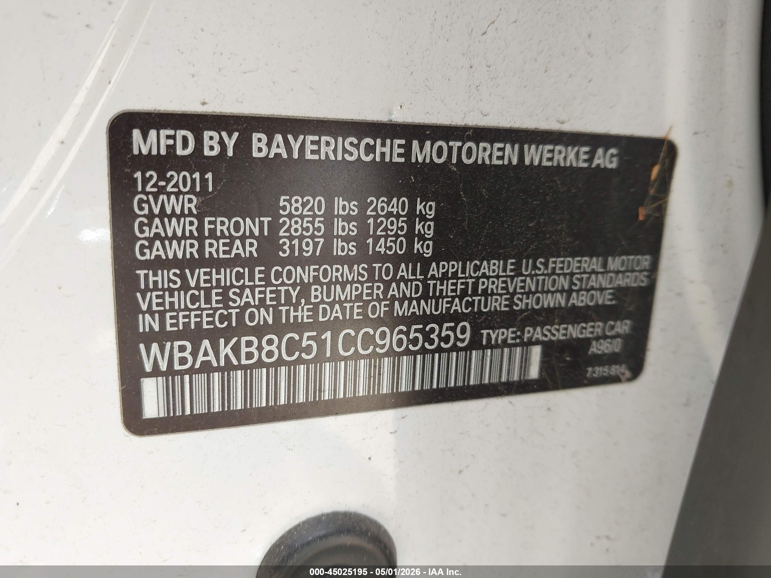 BMW 750LI image 9
