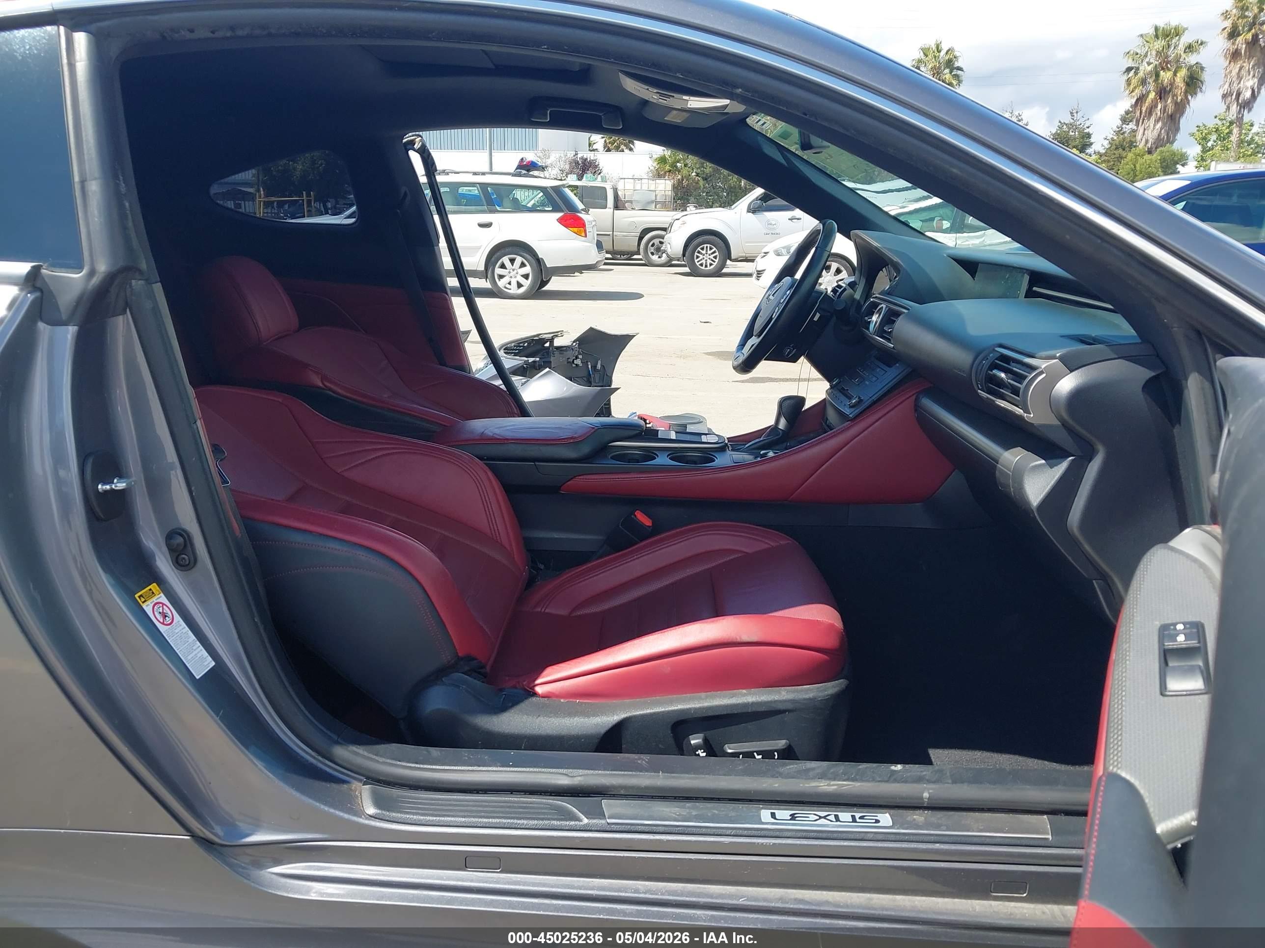 LEXUS RC image 5