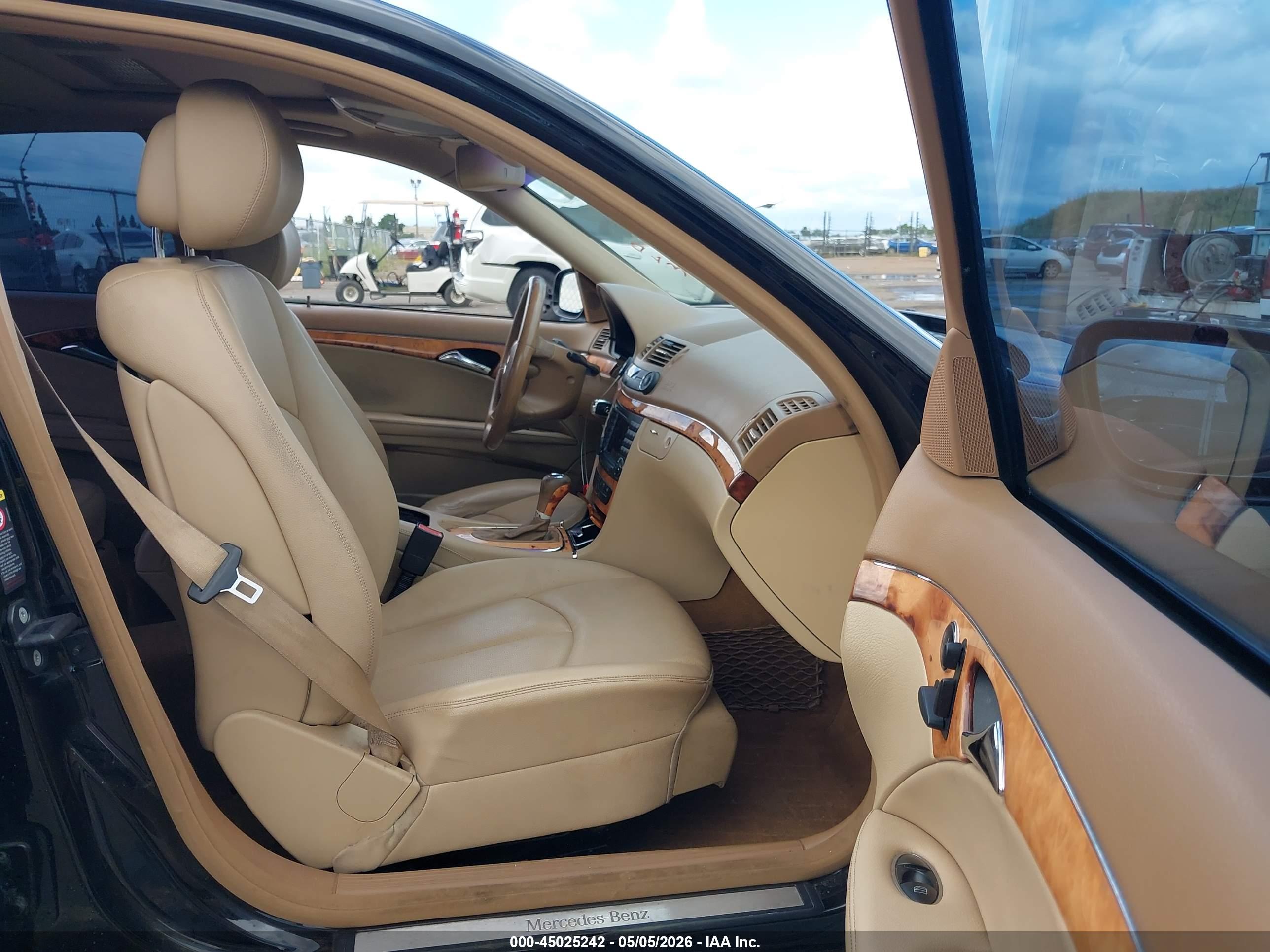 MERCEDES-BENZ E image 5