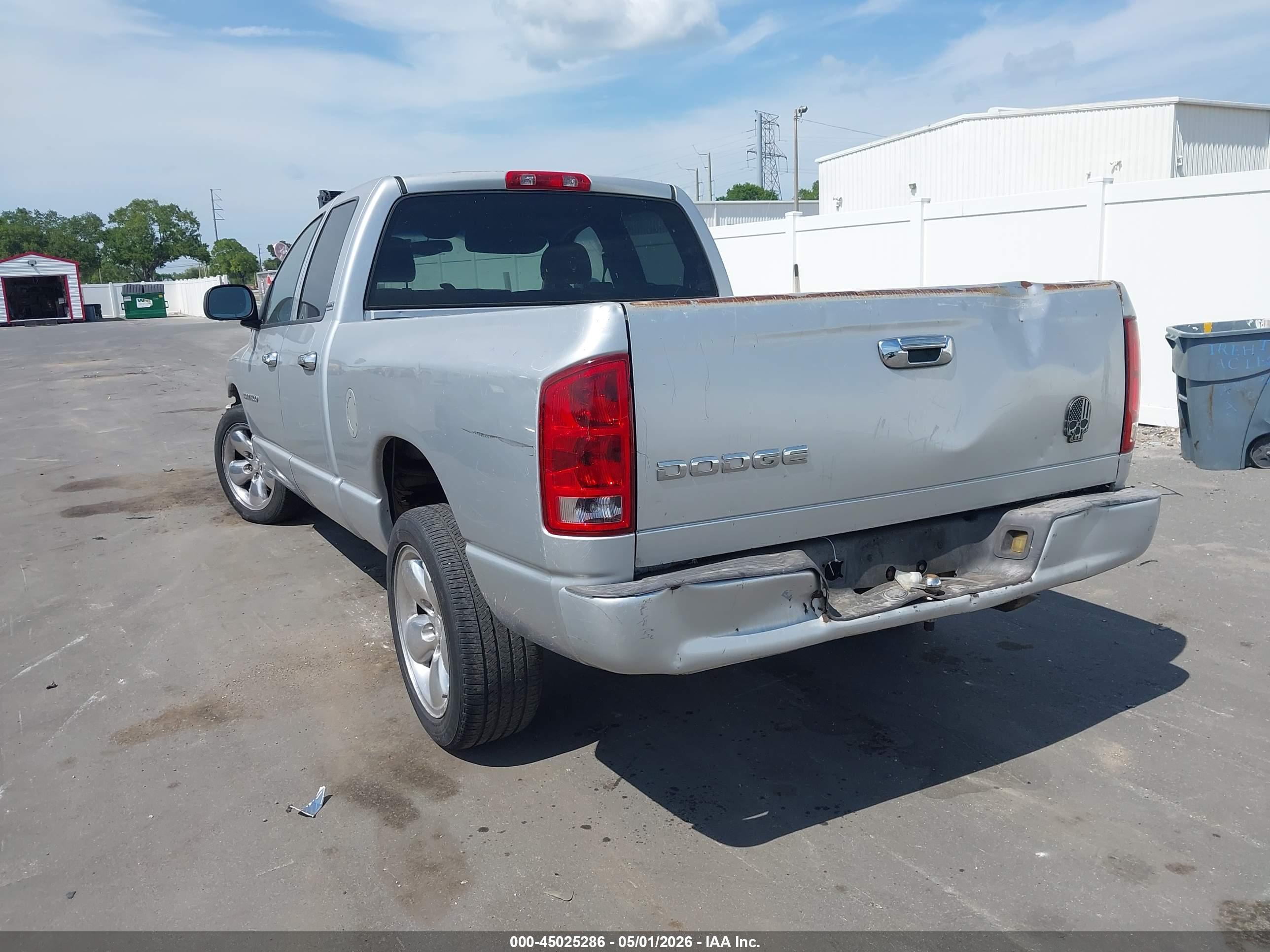 DODGE RAM image 3