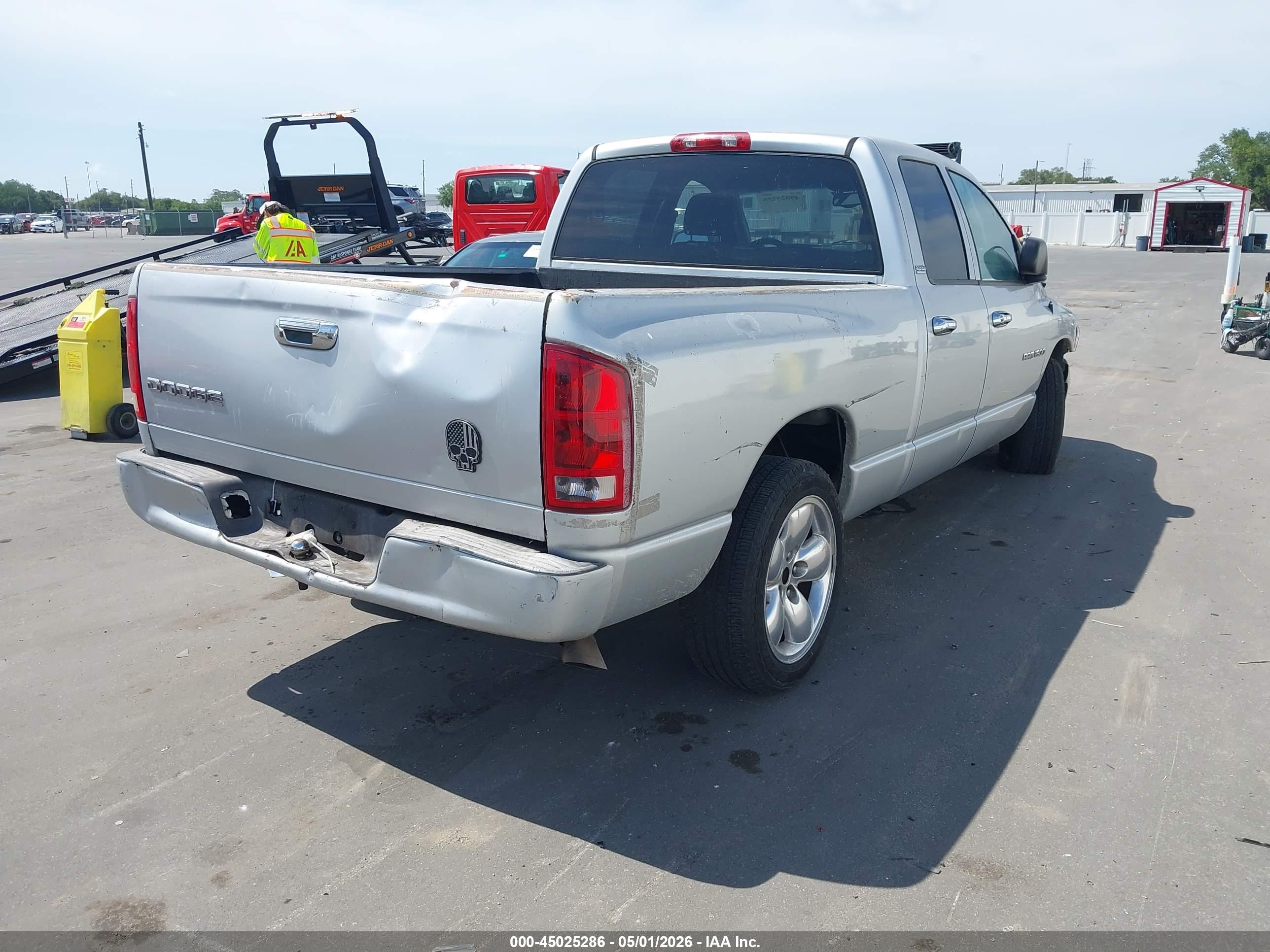 DODGE RAM image 4