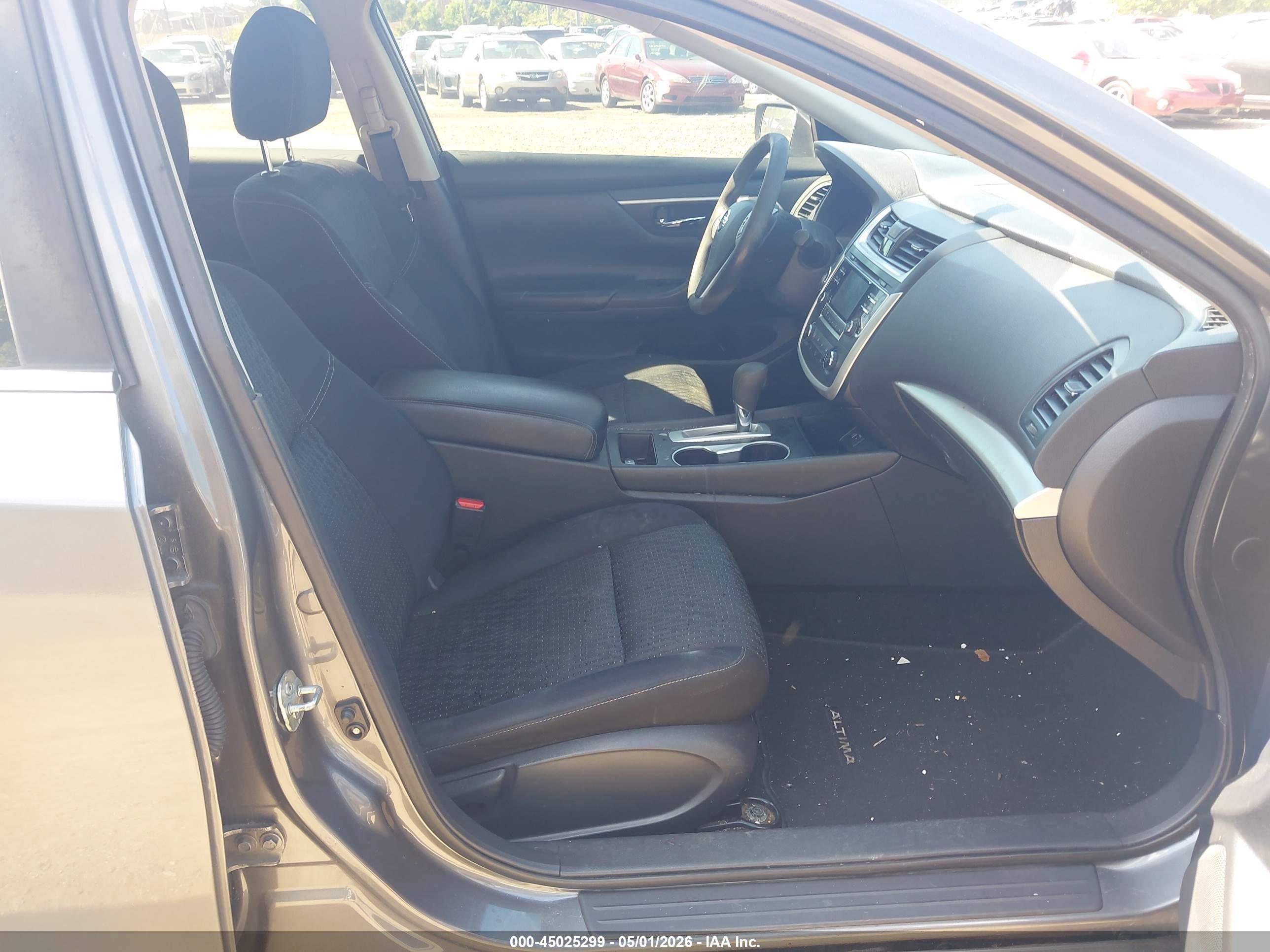 NISSAN ALTIMA image 5