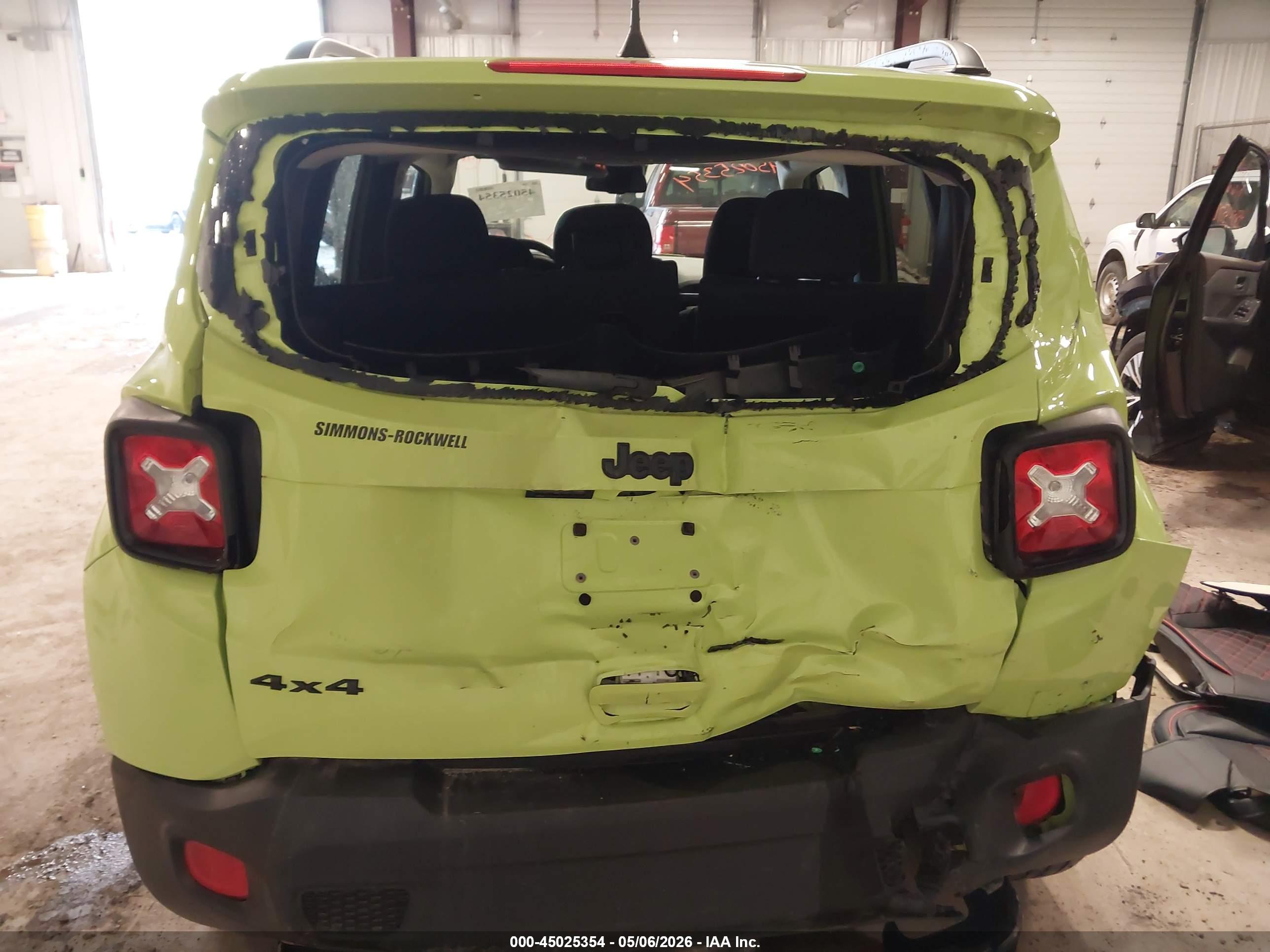 JEEP RENEGADE image 6