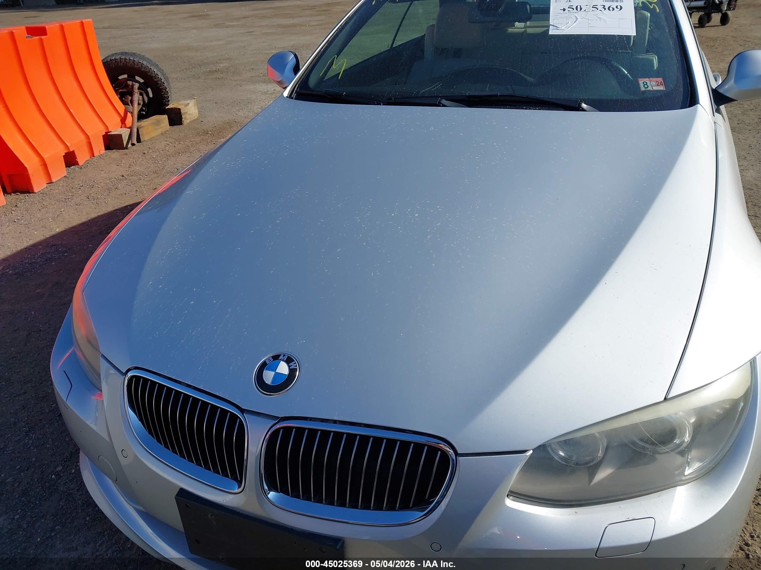 BMW 328I image 6