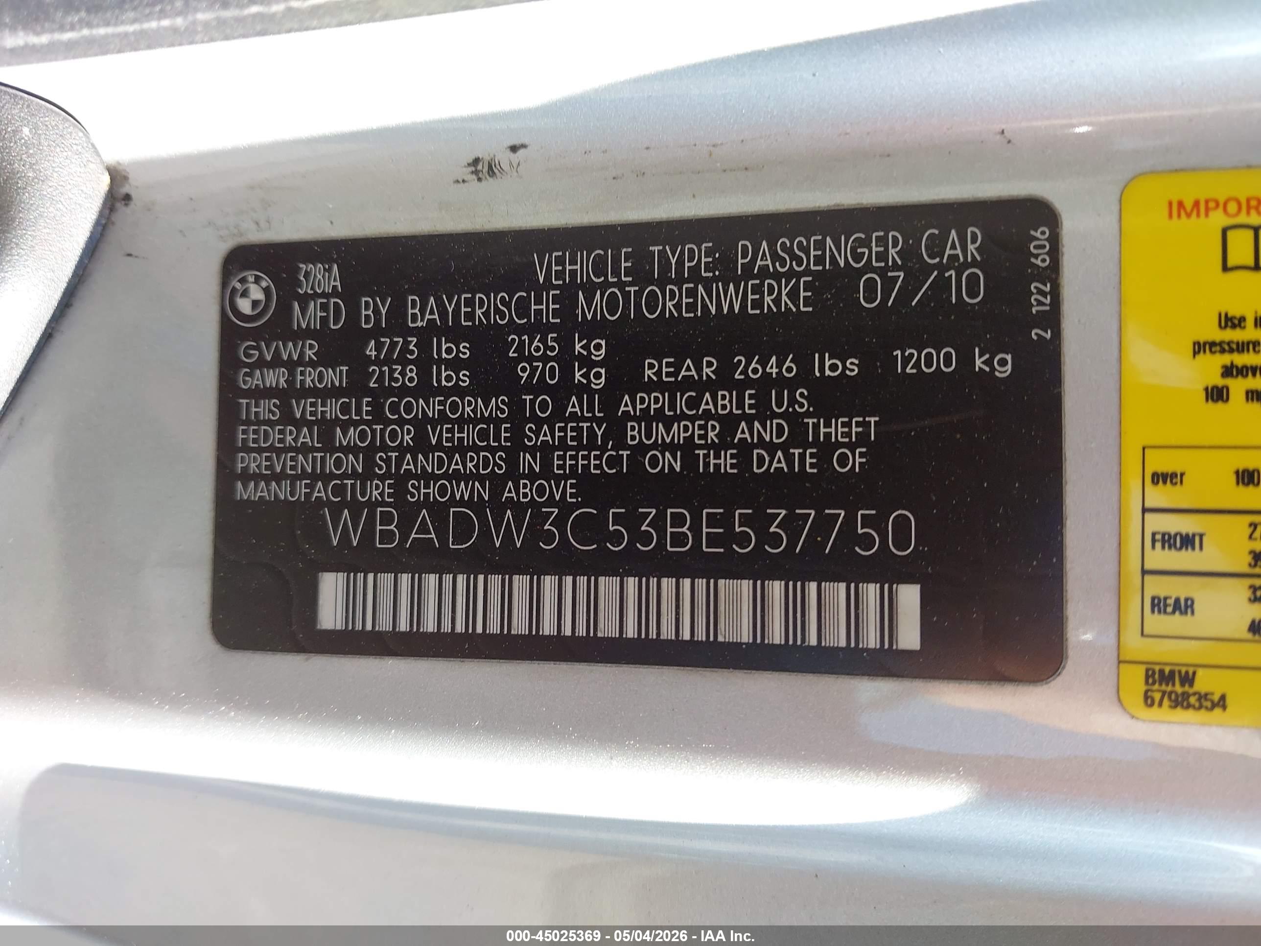 BMW 328I image 9