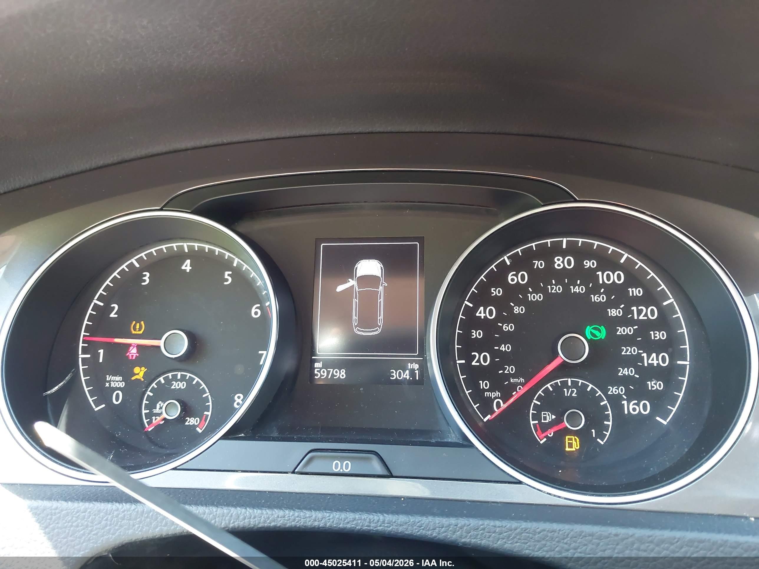 VOLKSWAGEN GOLF image 7
