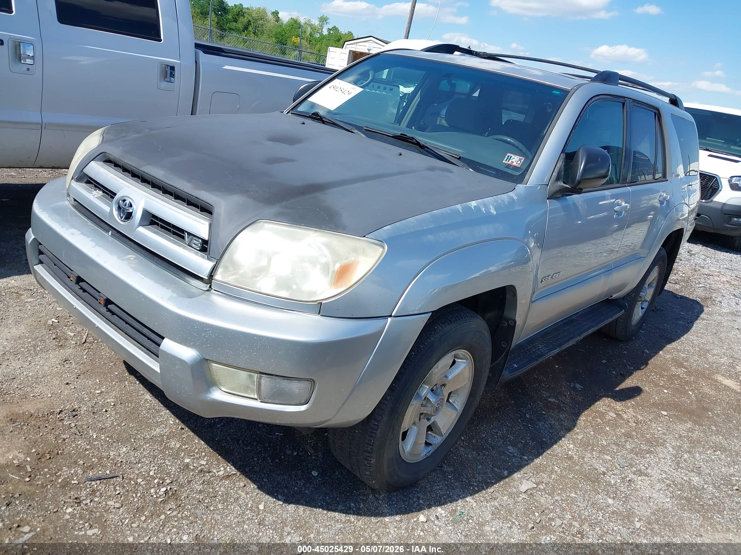 TOYOTA 4RUNNER image 2
