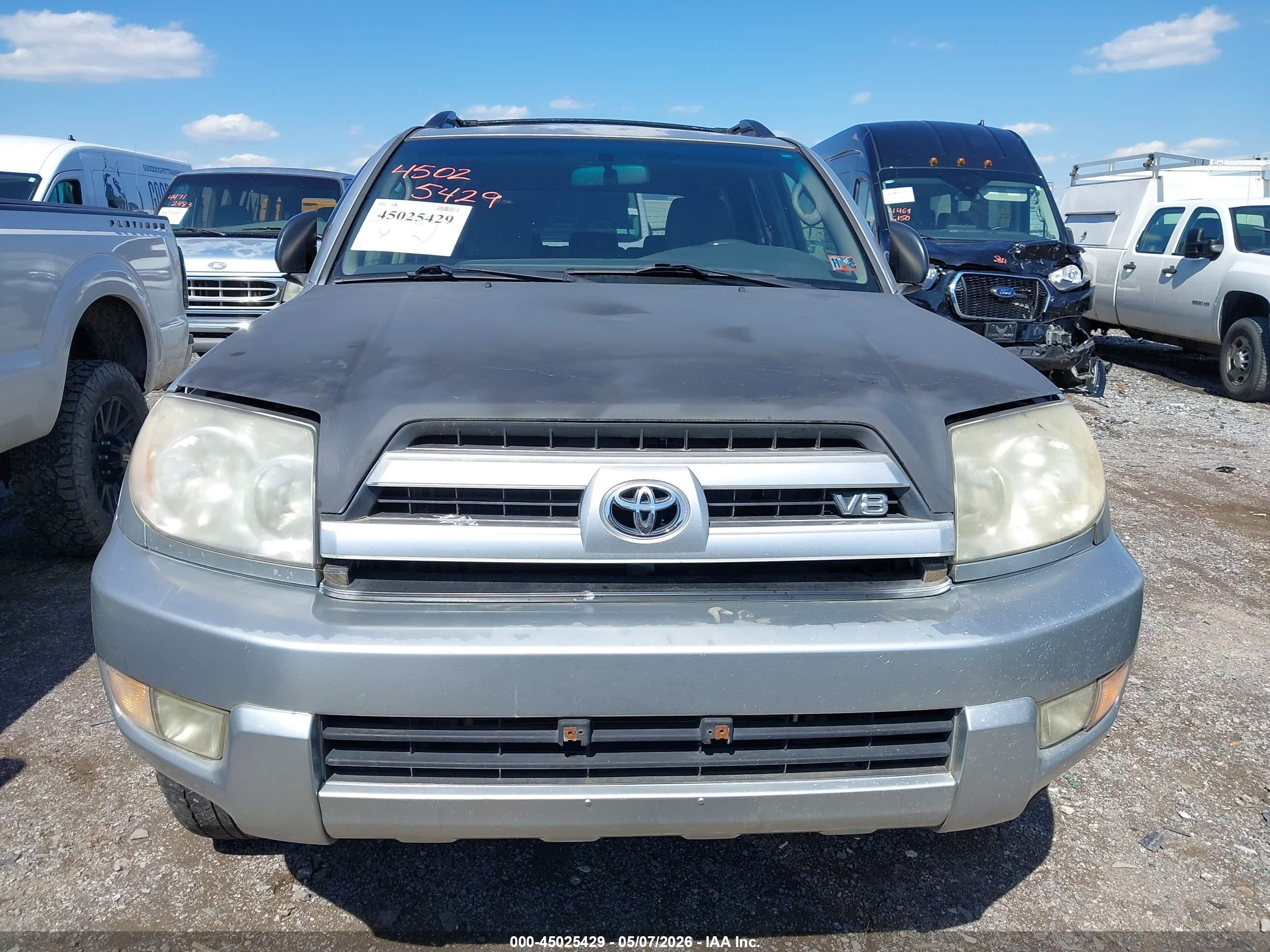 TOYOTA 4RUNNER image 6