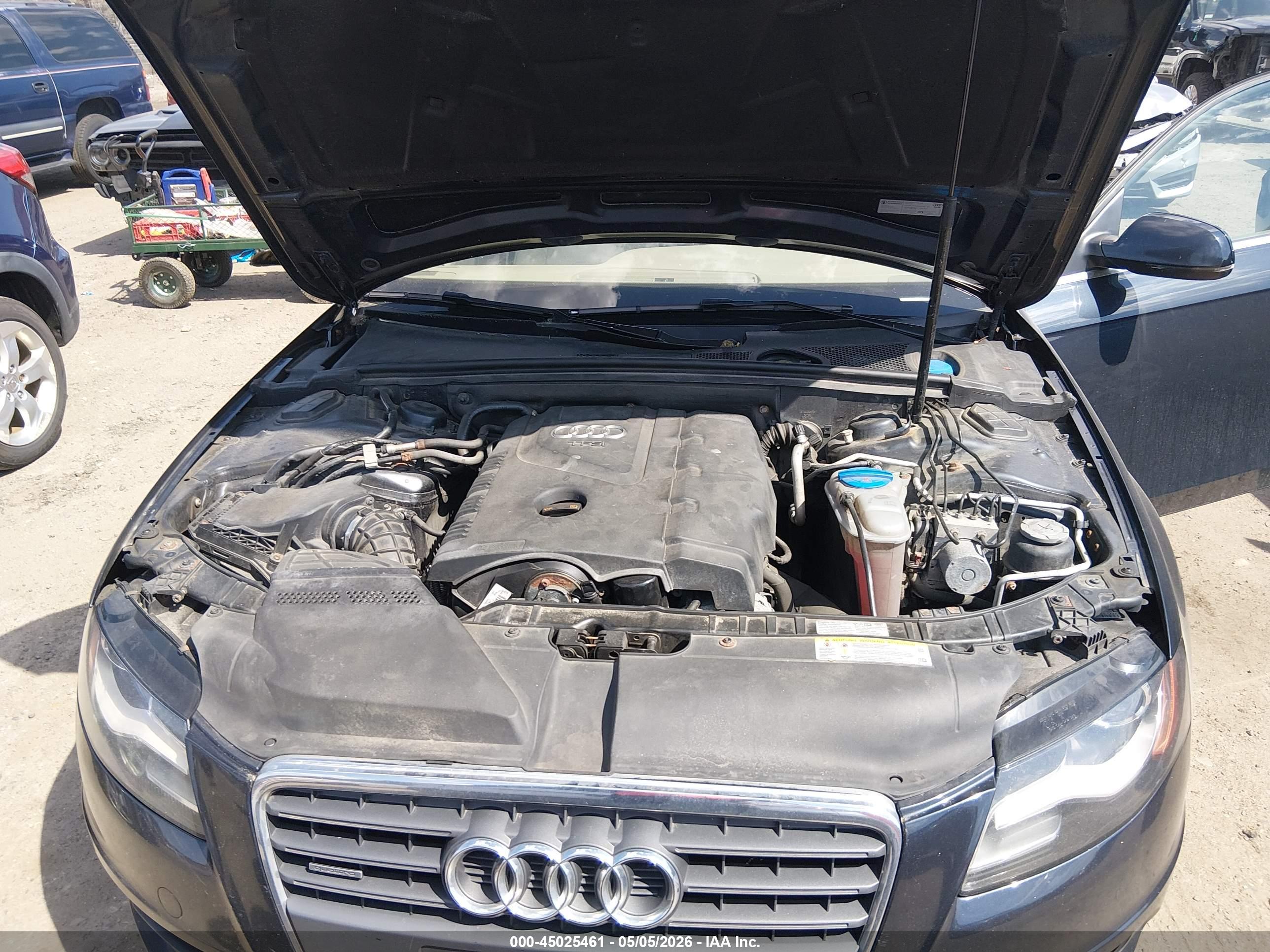 AUDI A4 image 10