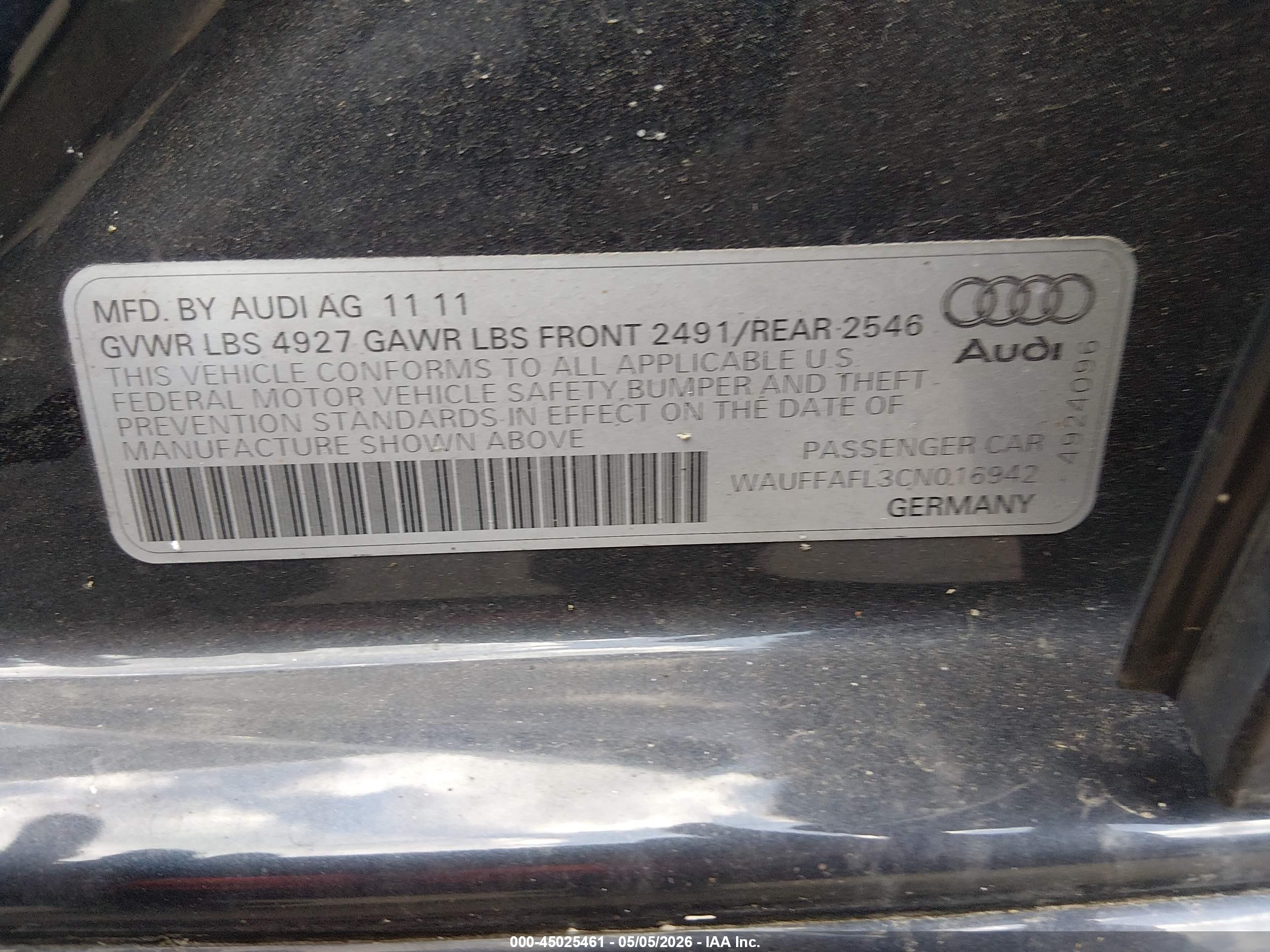 AUDI A4 image 9