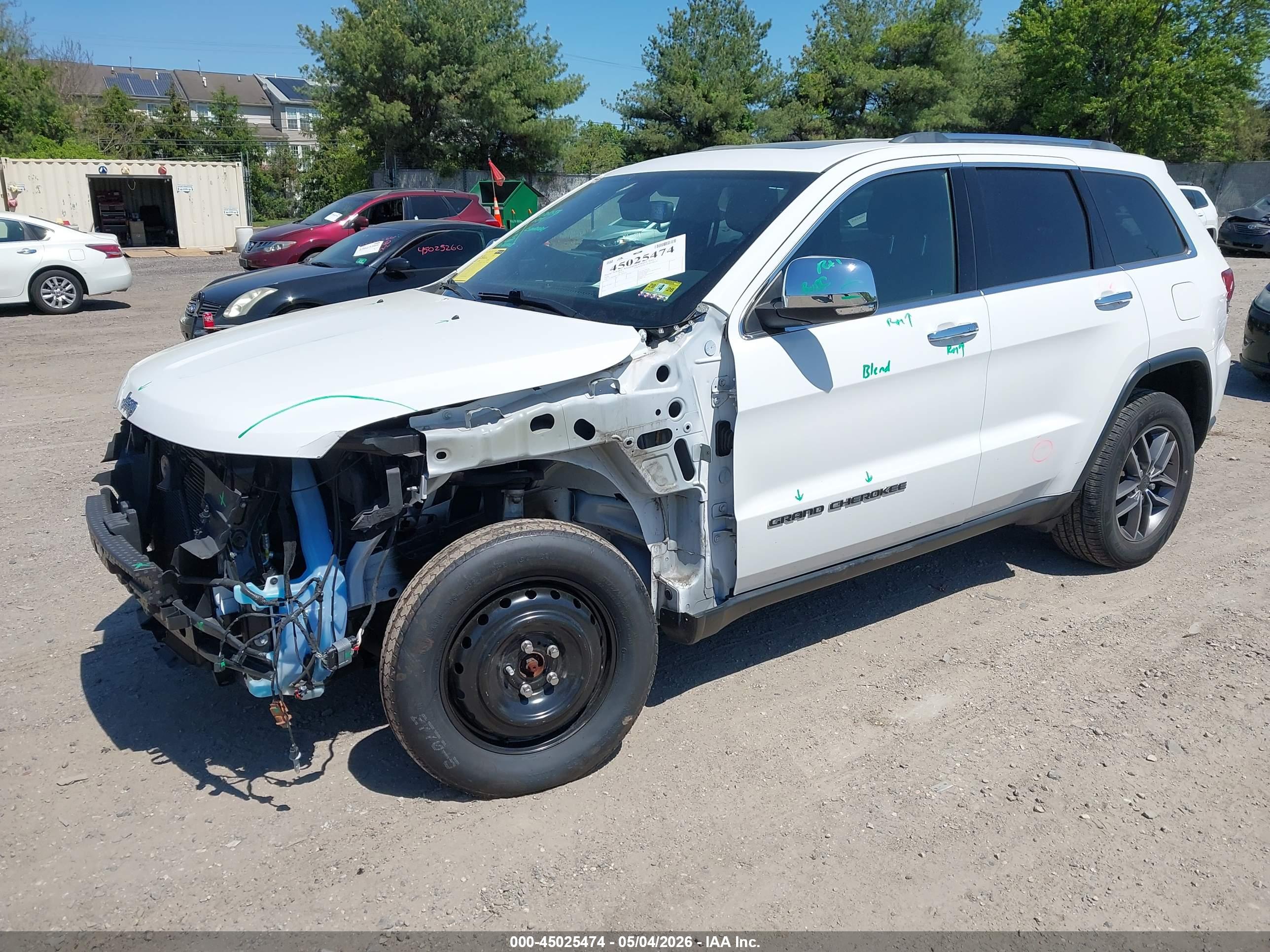JEEP GRAND image 2