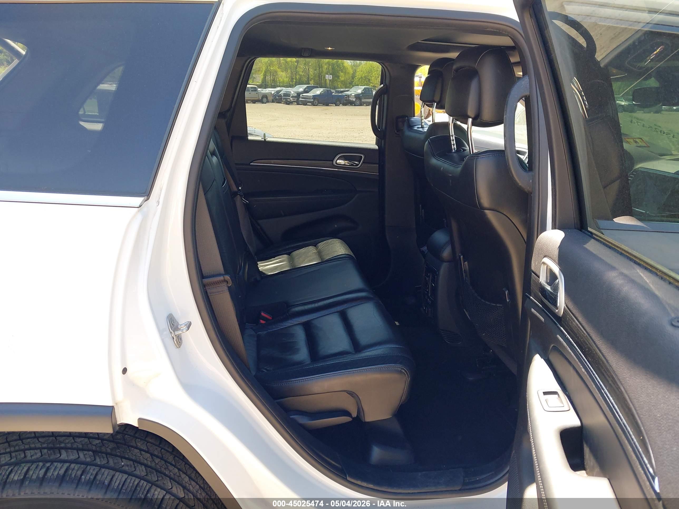 JEEP GRAND image 8