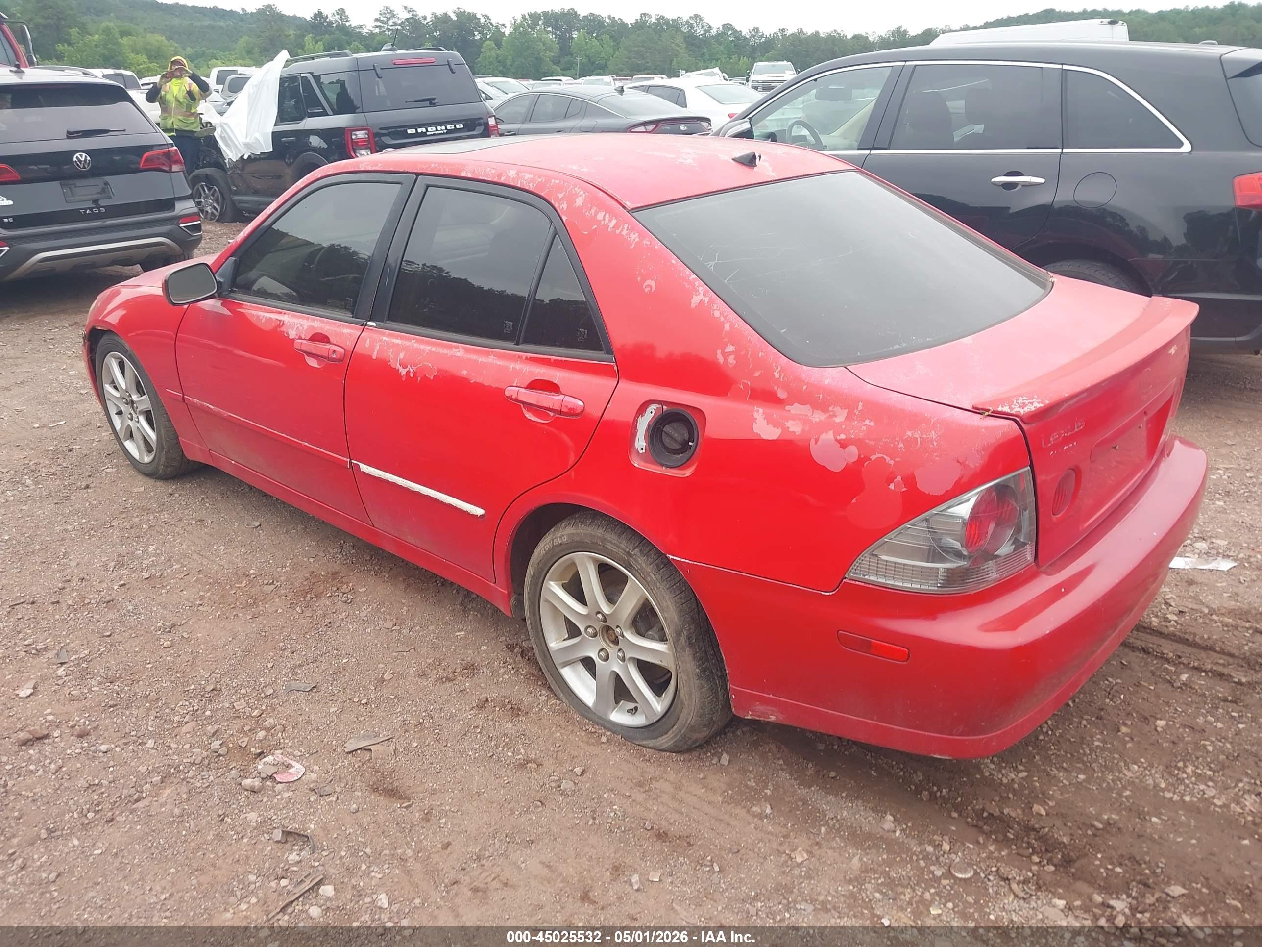 LEXUS IS image 3