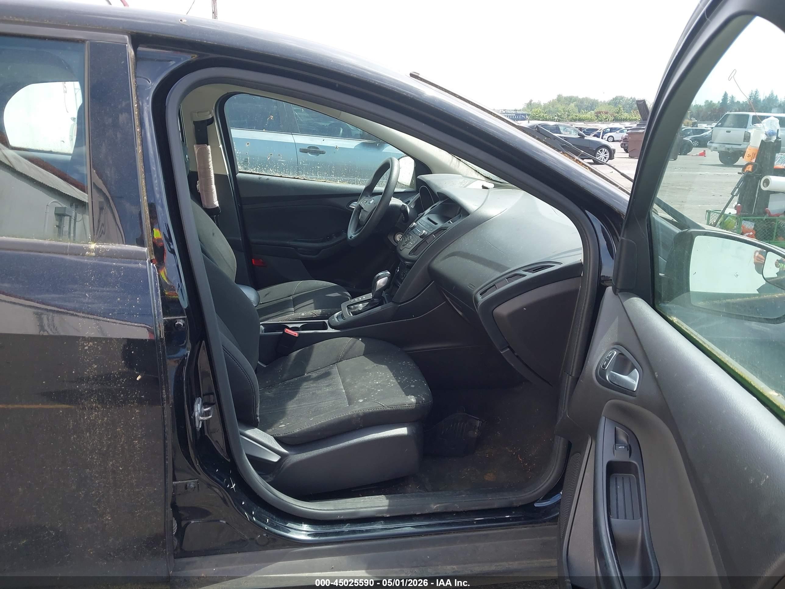 FORD FOCUS image 5