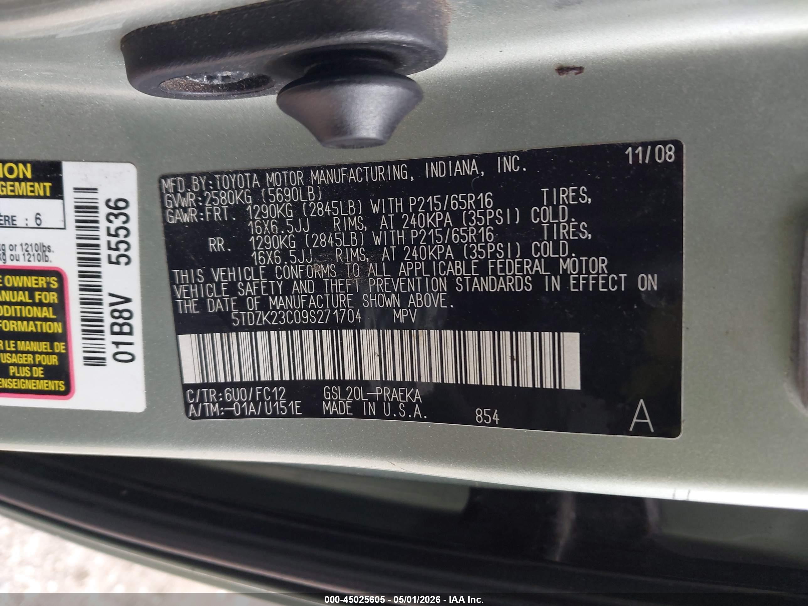 TOYOTA SIENNA image 9