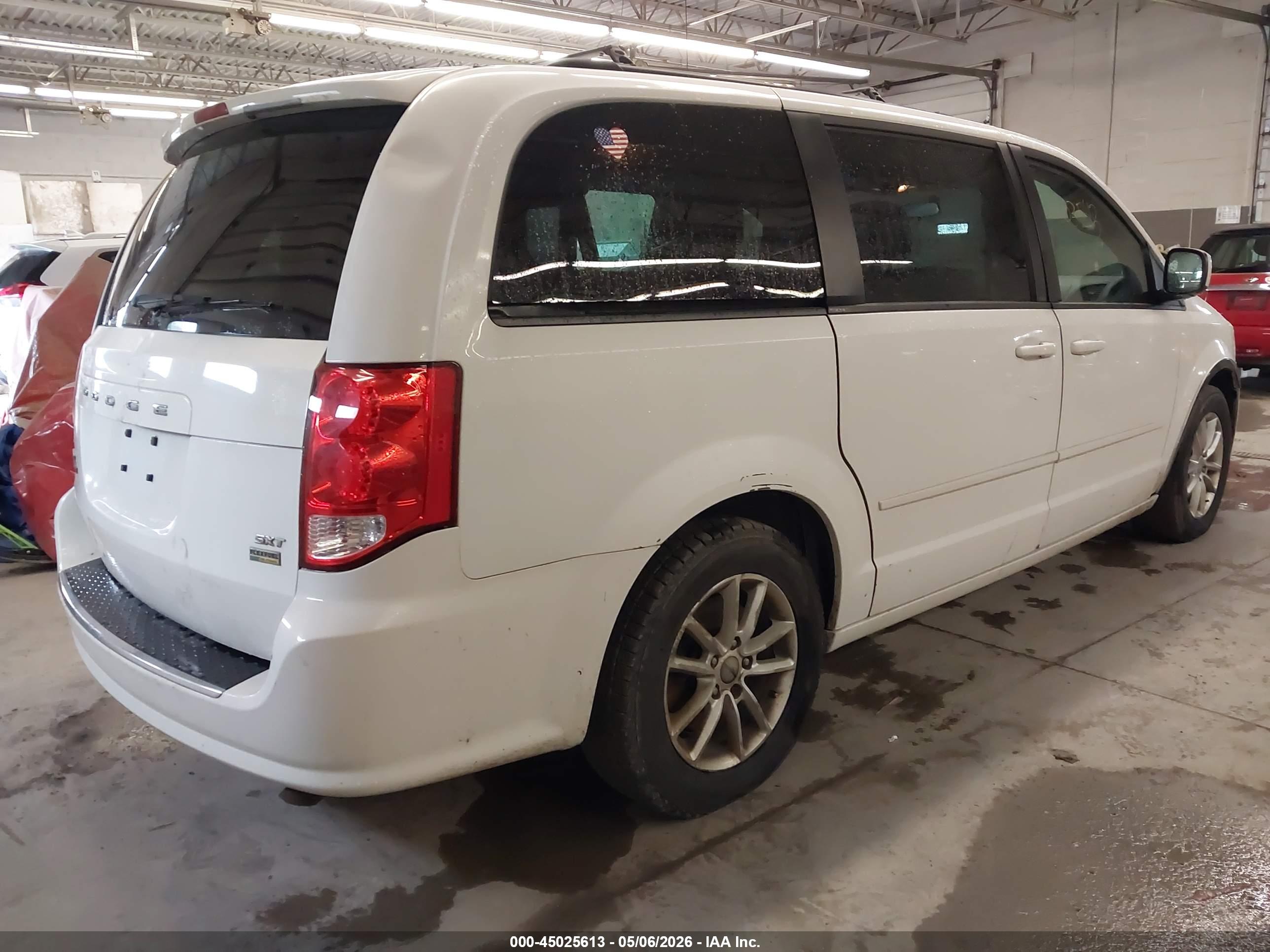 DODGE GRAND image 4