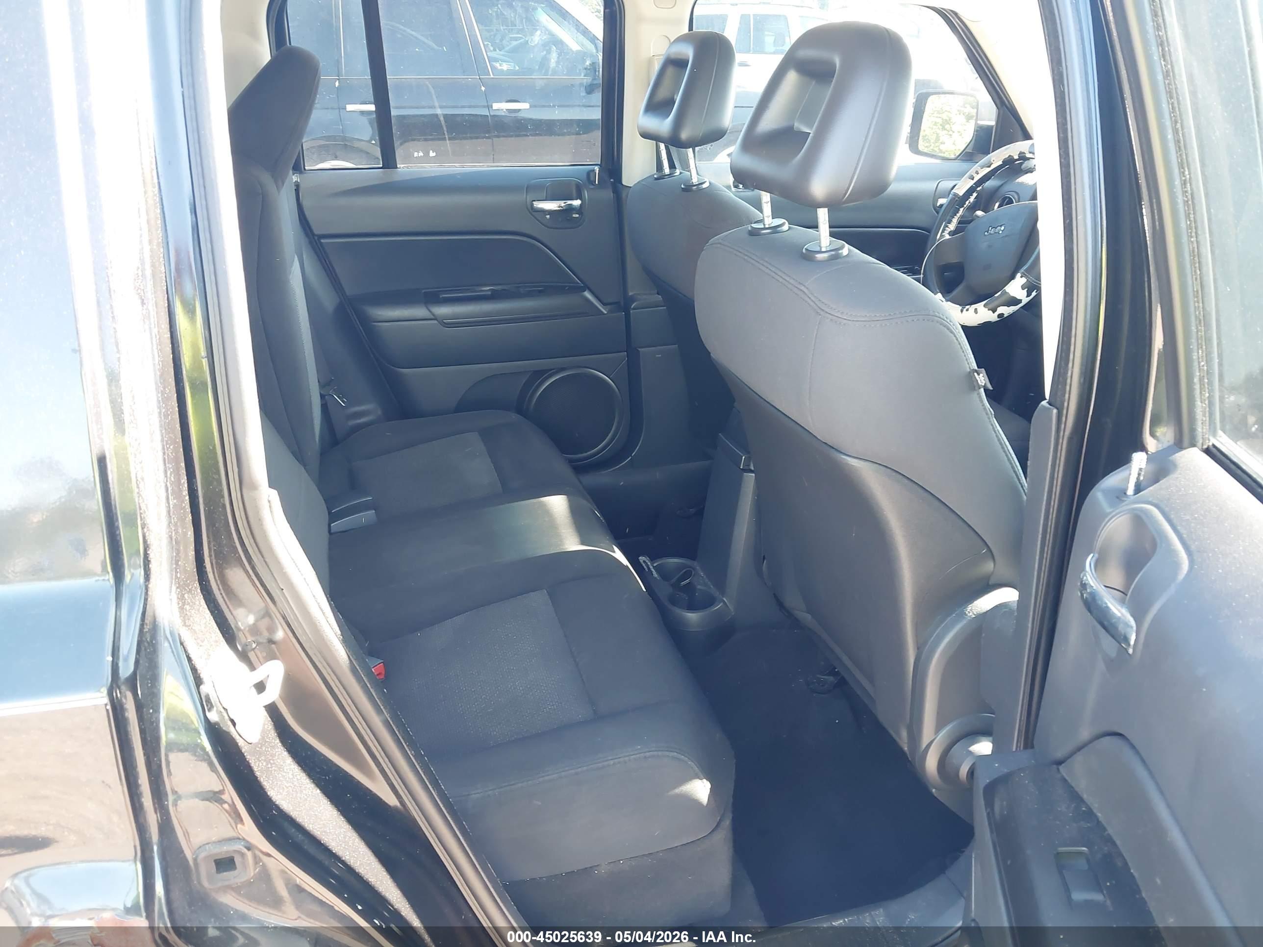 JEEP PATRIOT image 8