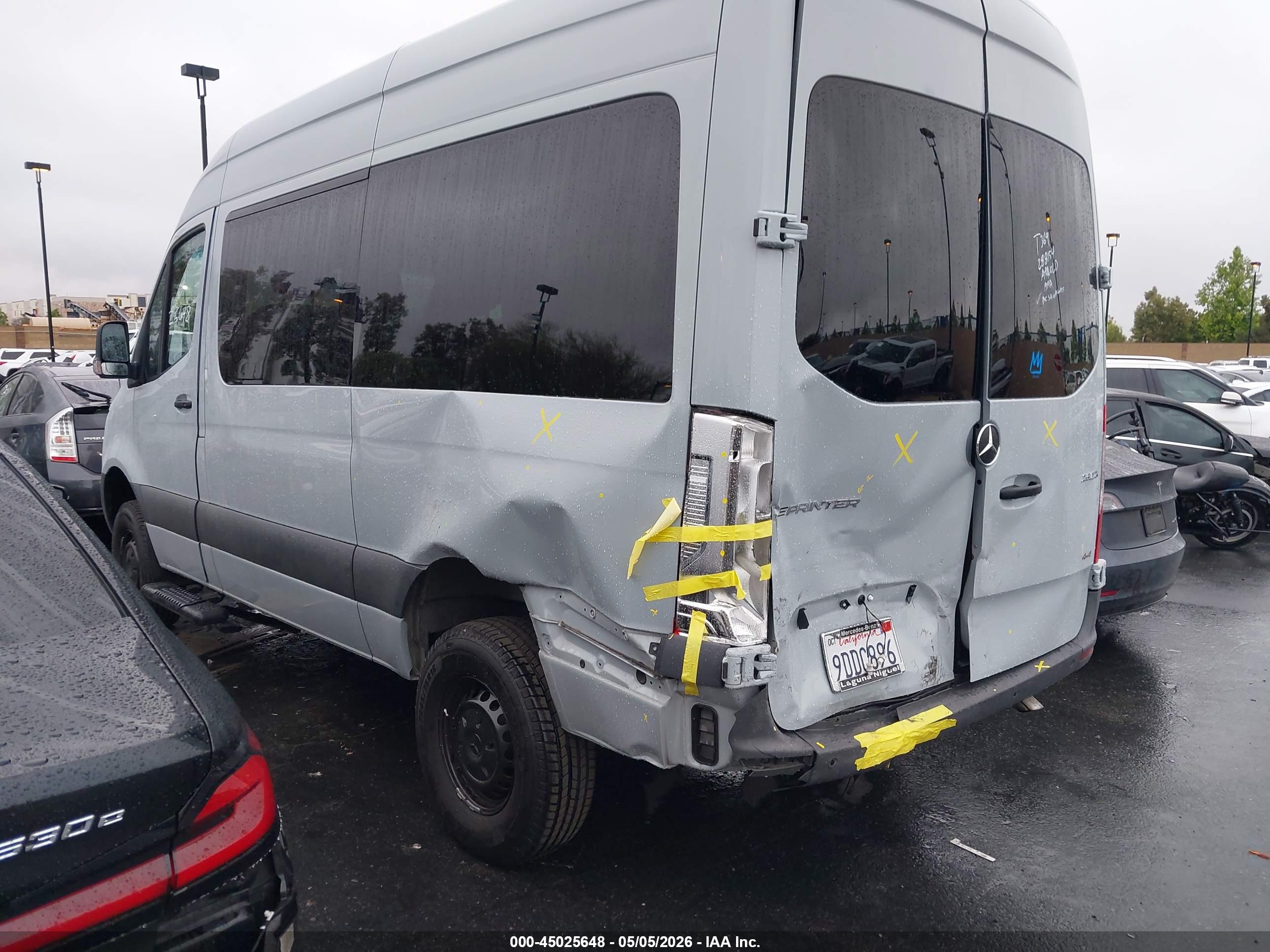 MERCEDES-BENZ SPRINTER image 3