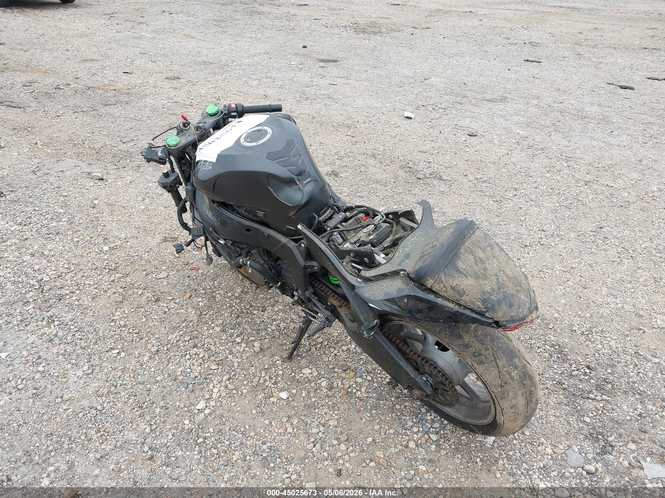 KAWASAKI ZX636 image 3