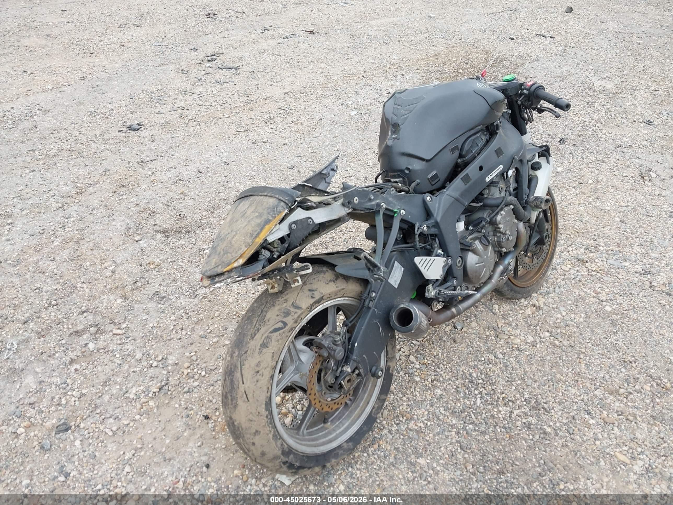 KAWASAKI ZX636 image 4