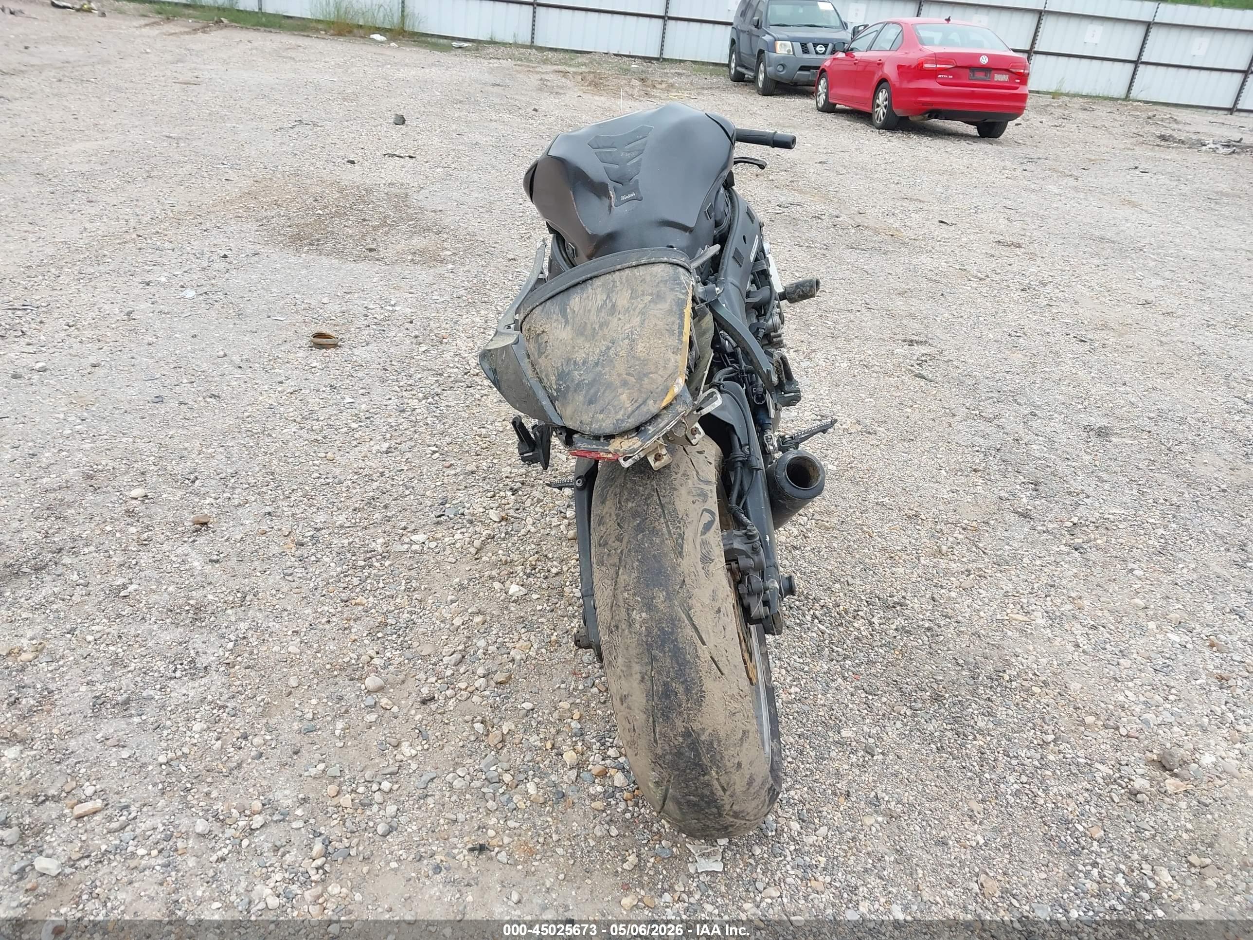 KAWASAKI ZX636 image 6