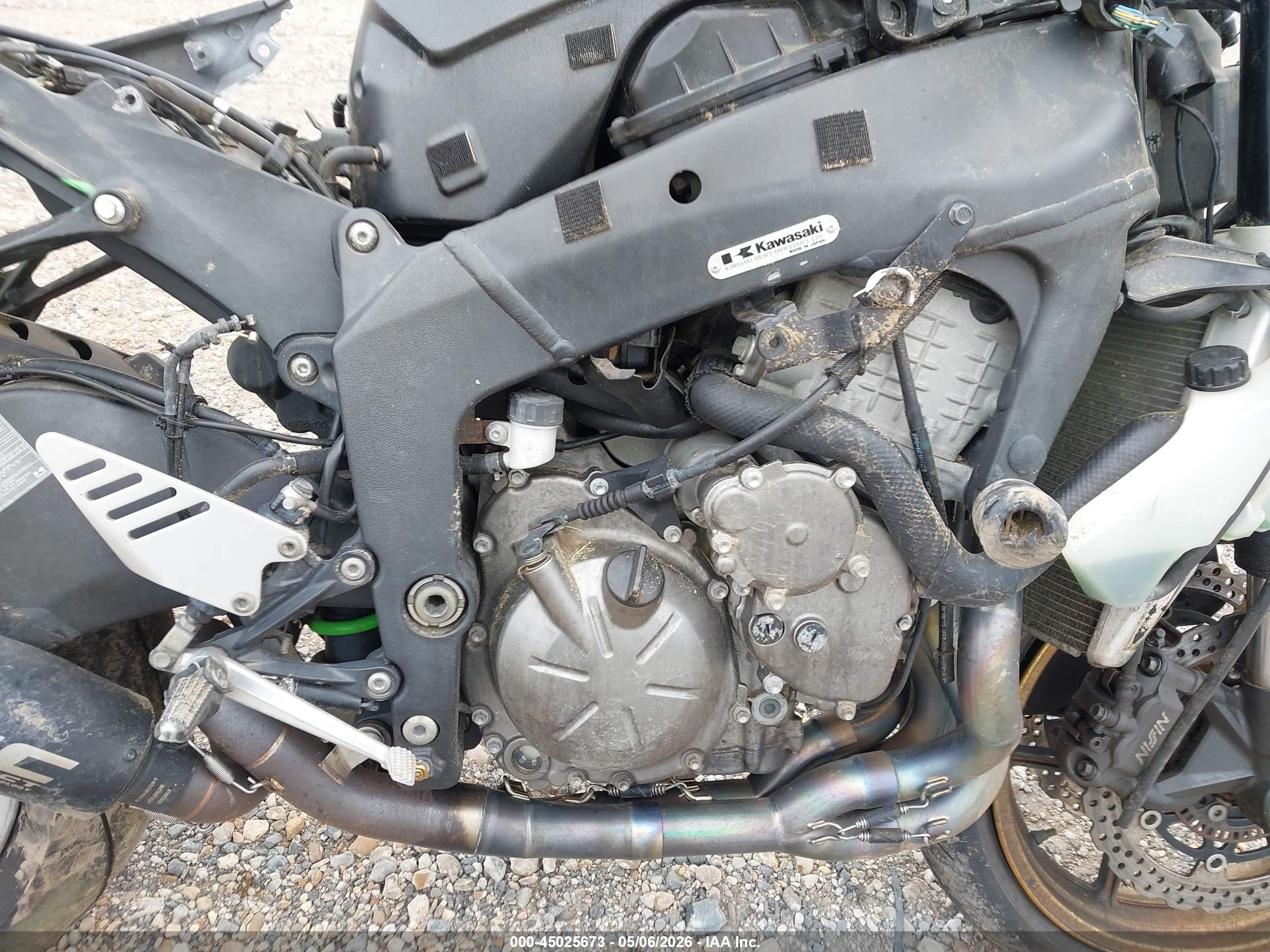 KAWASAKI ZX636 image 8