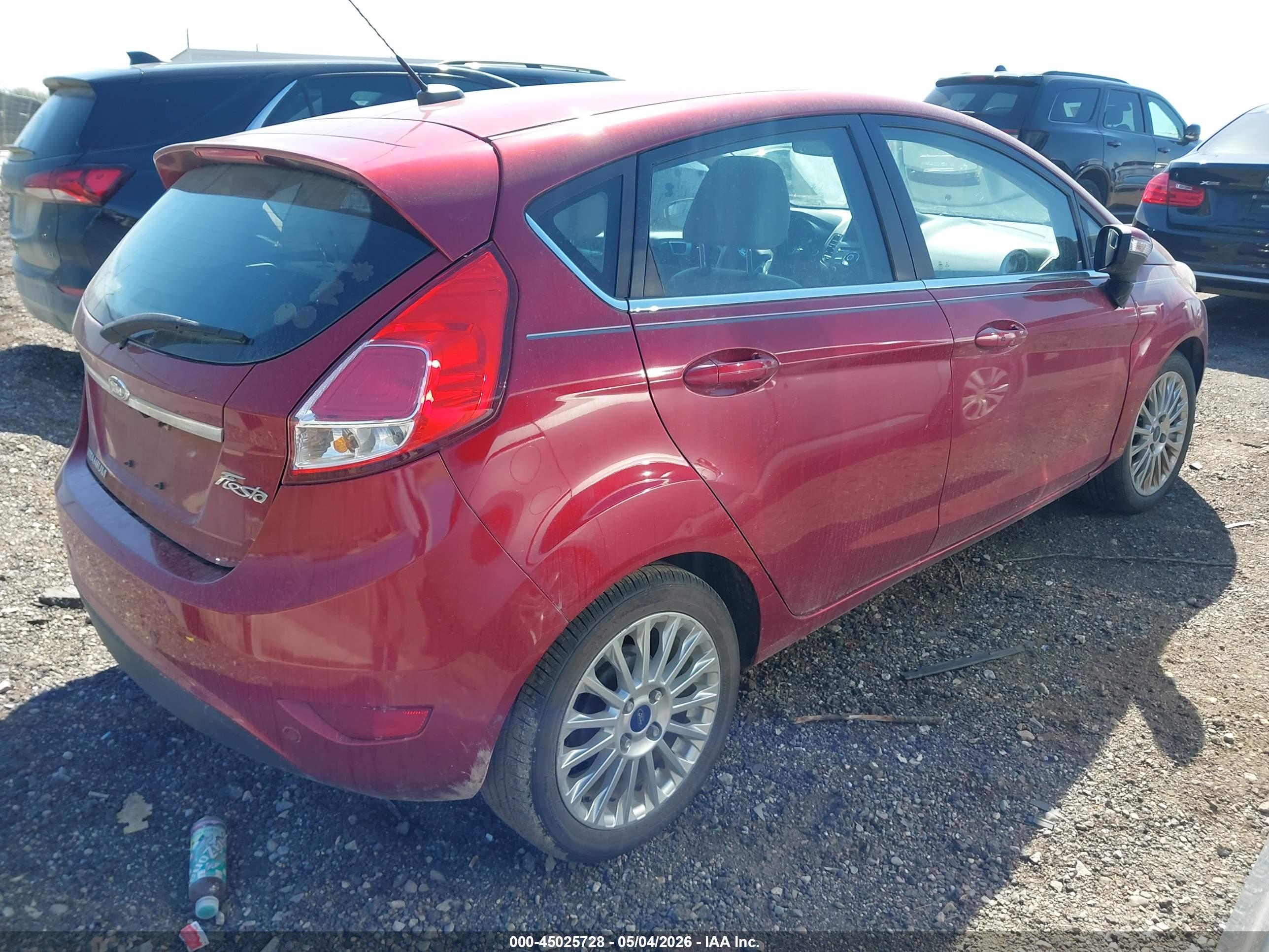 FORD FIESTA image 4