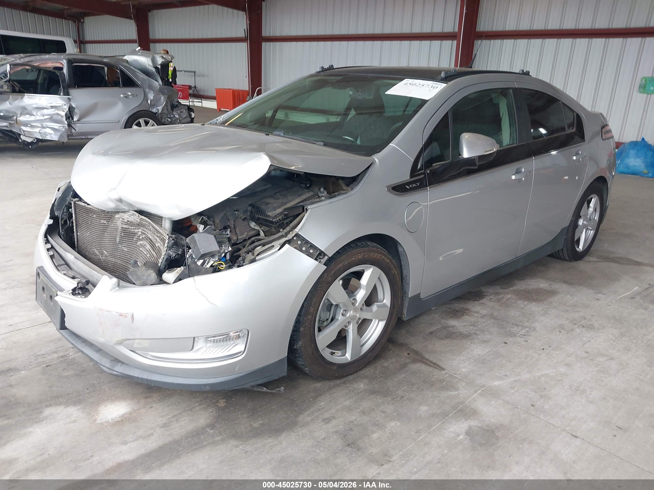 CHEVROLET VOLT image 2