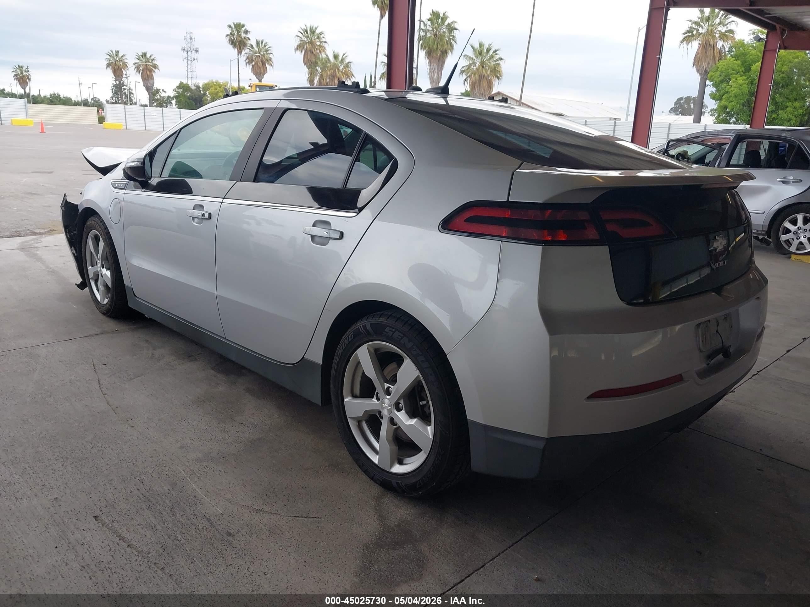 CHEVROLET VOLT image 3