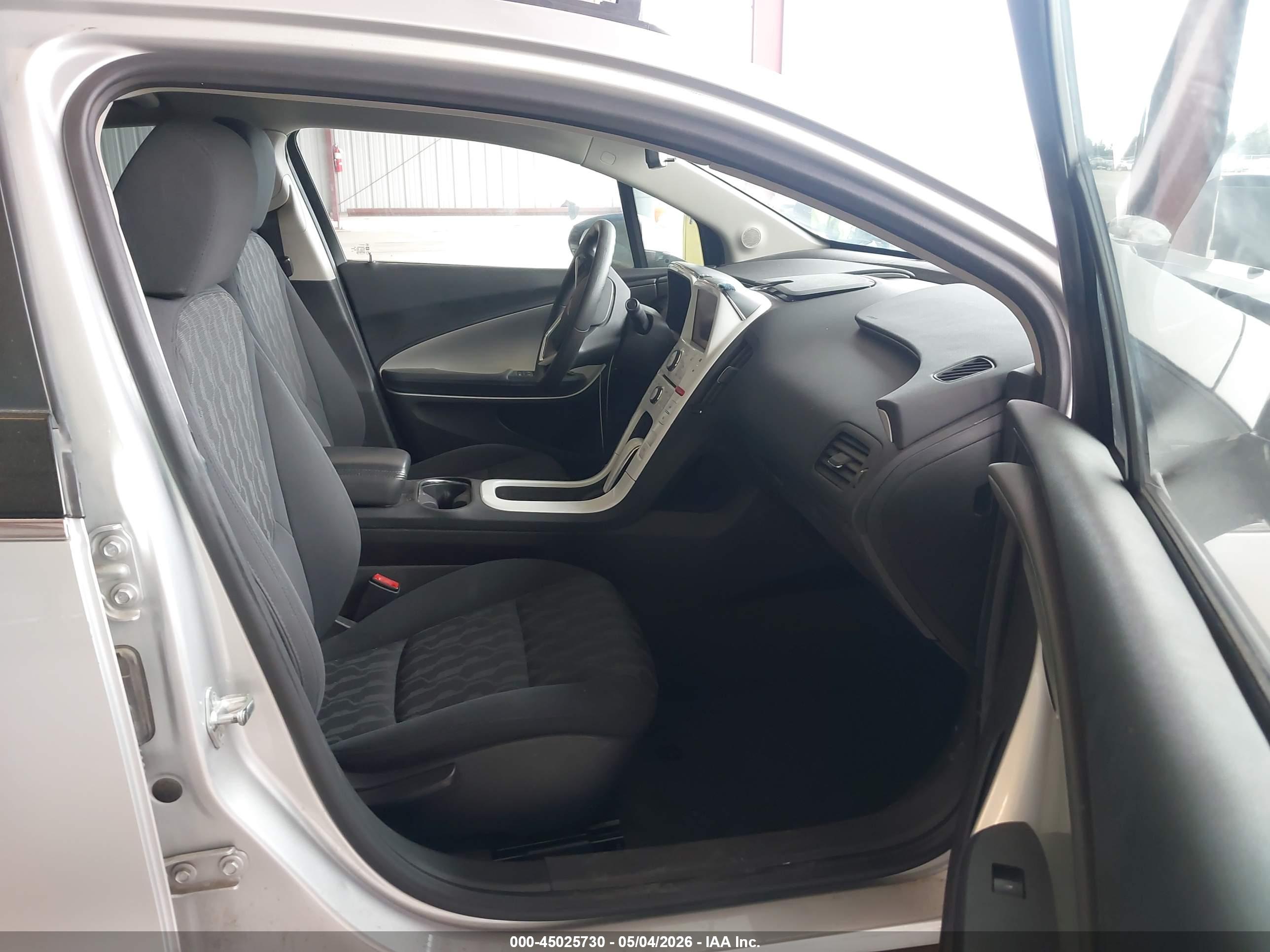 CHEVROLET VOLT image 5
