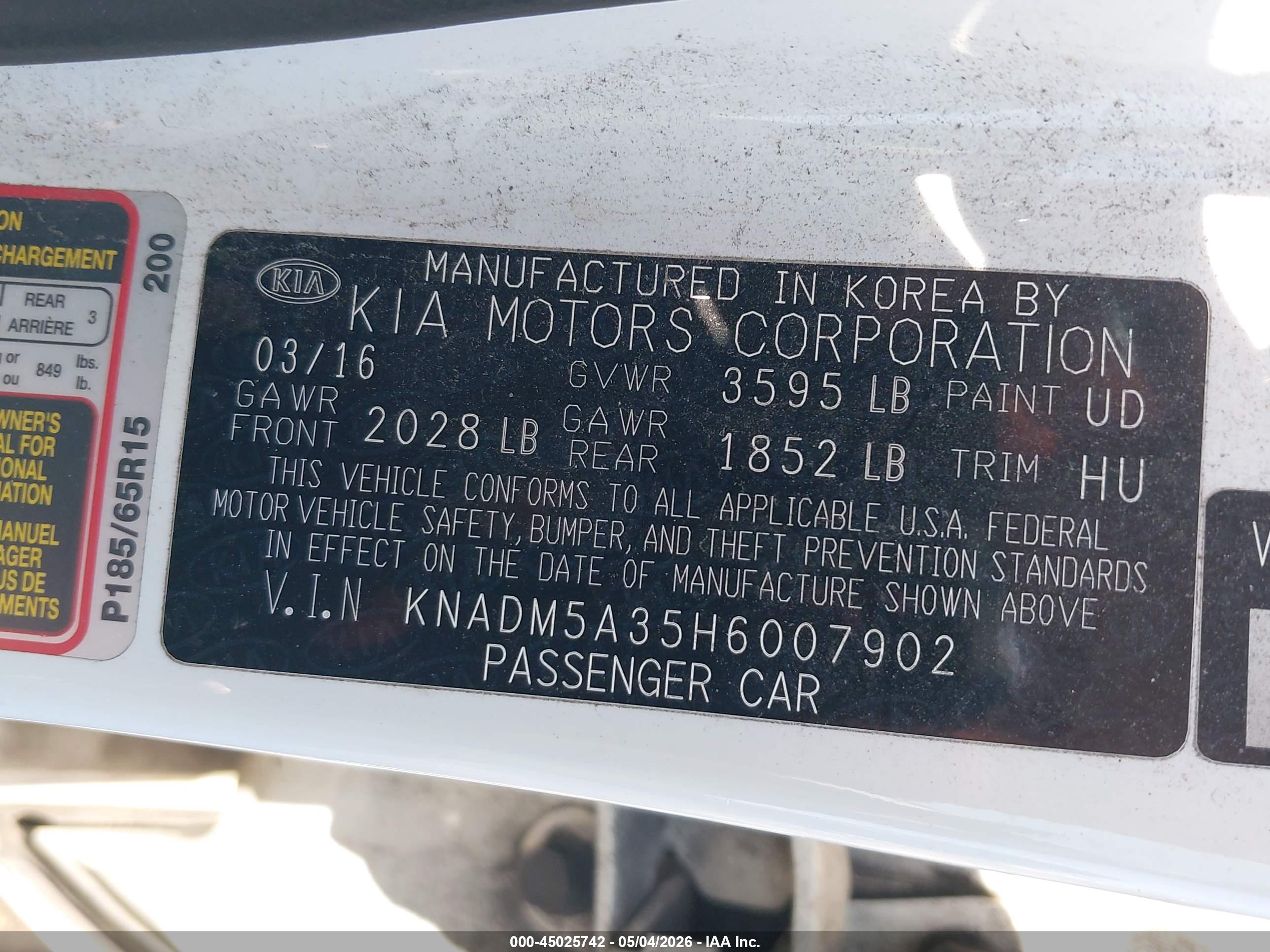 KIA RIO image 9