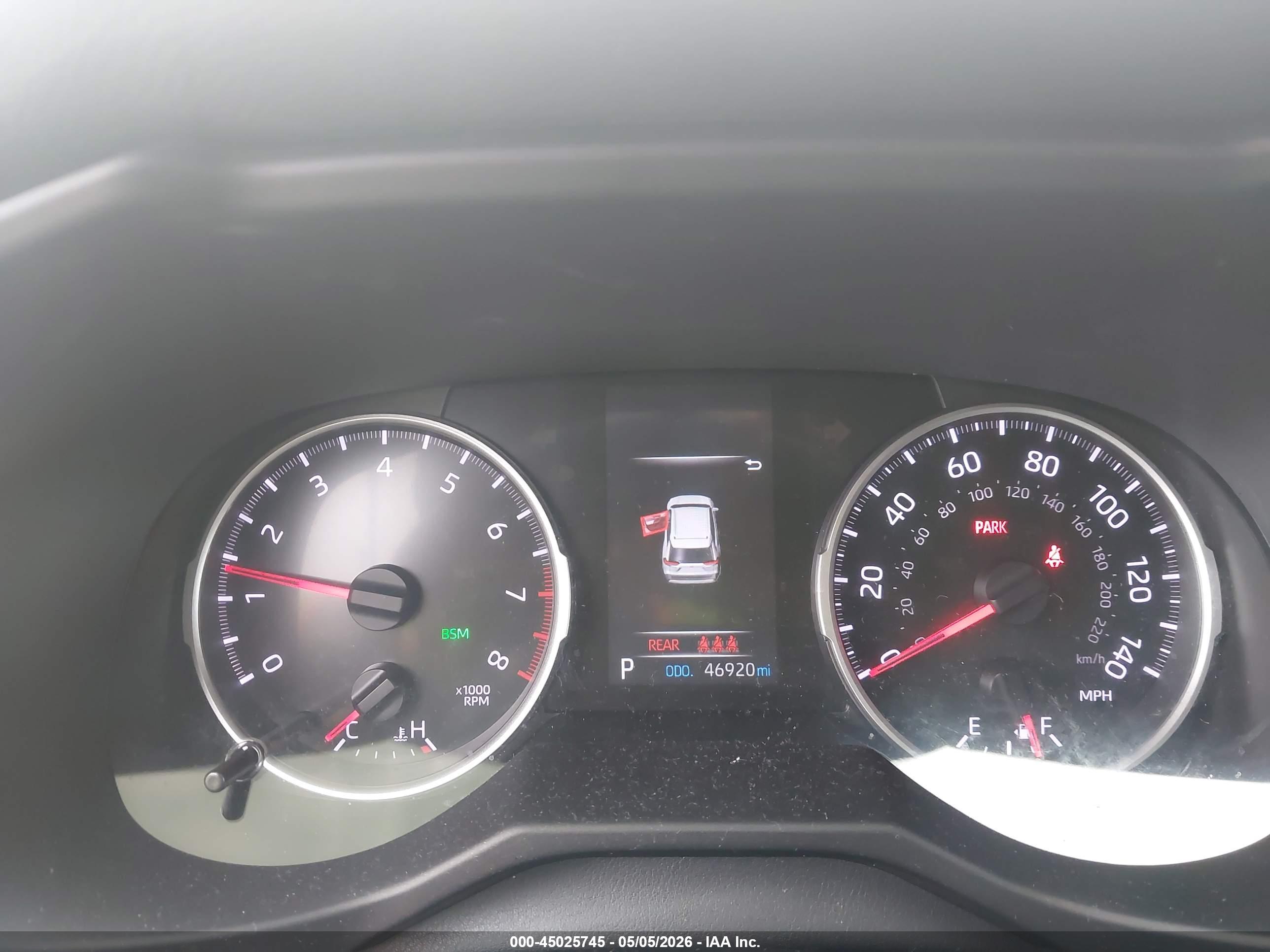 TOYOTA RAV4 image 7